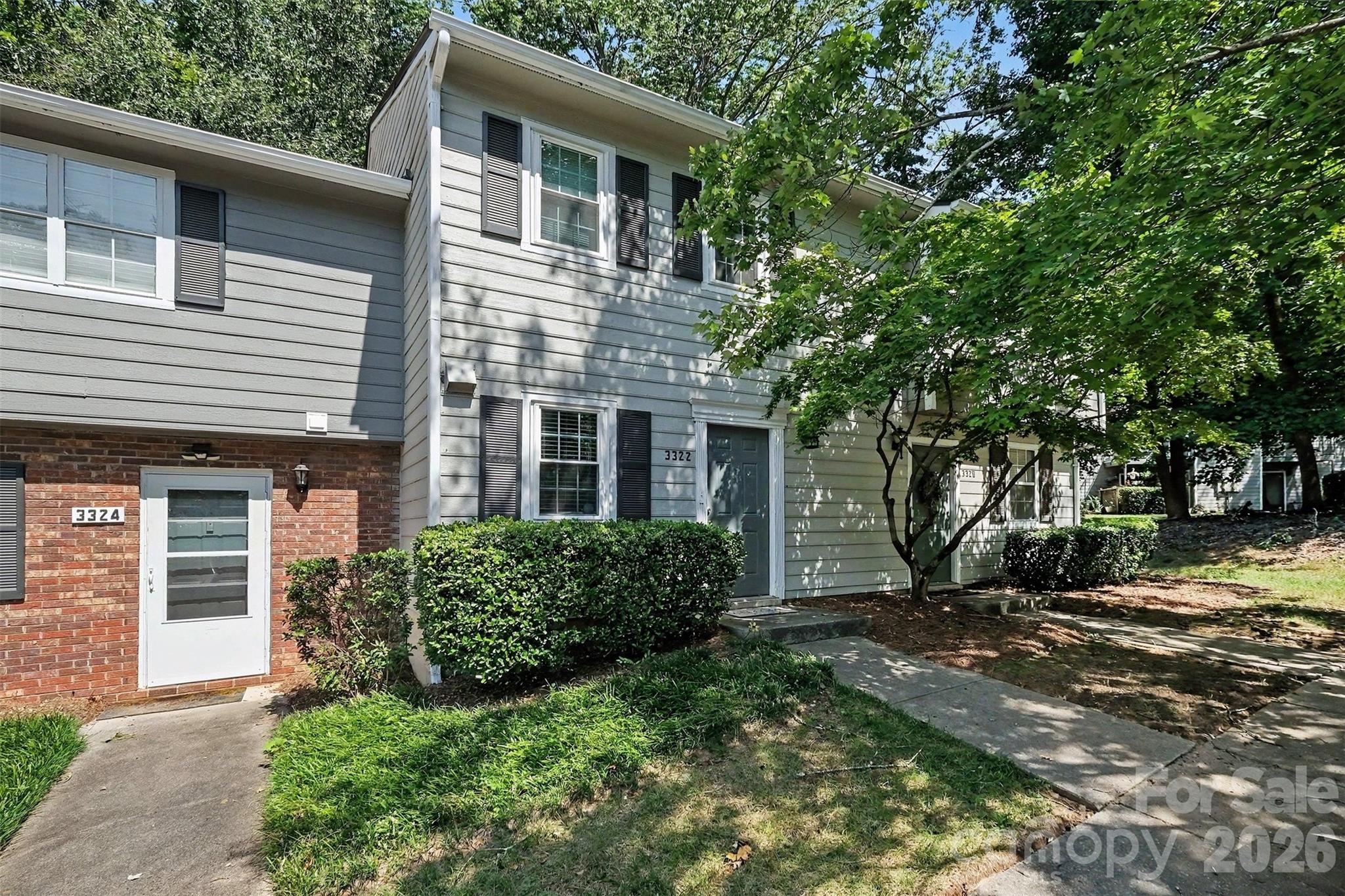 3322 Heathstead Place Property Photo 3