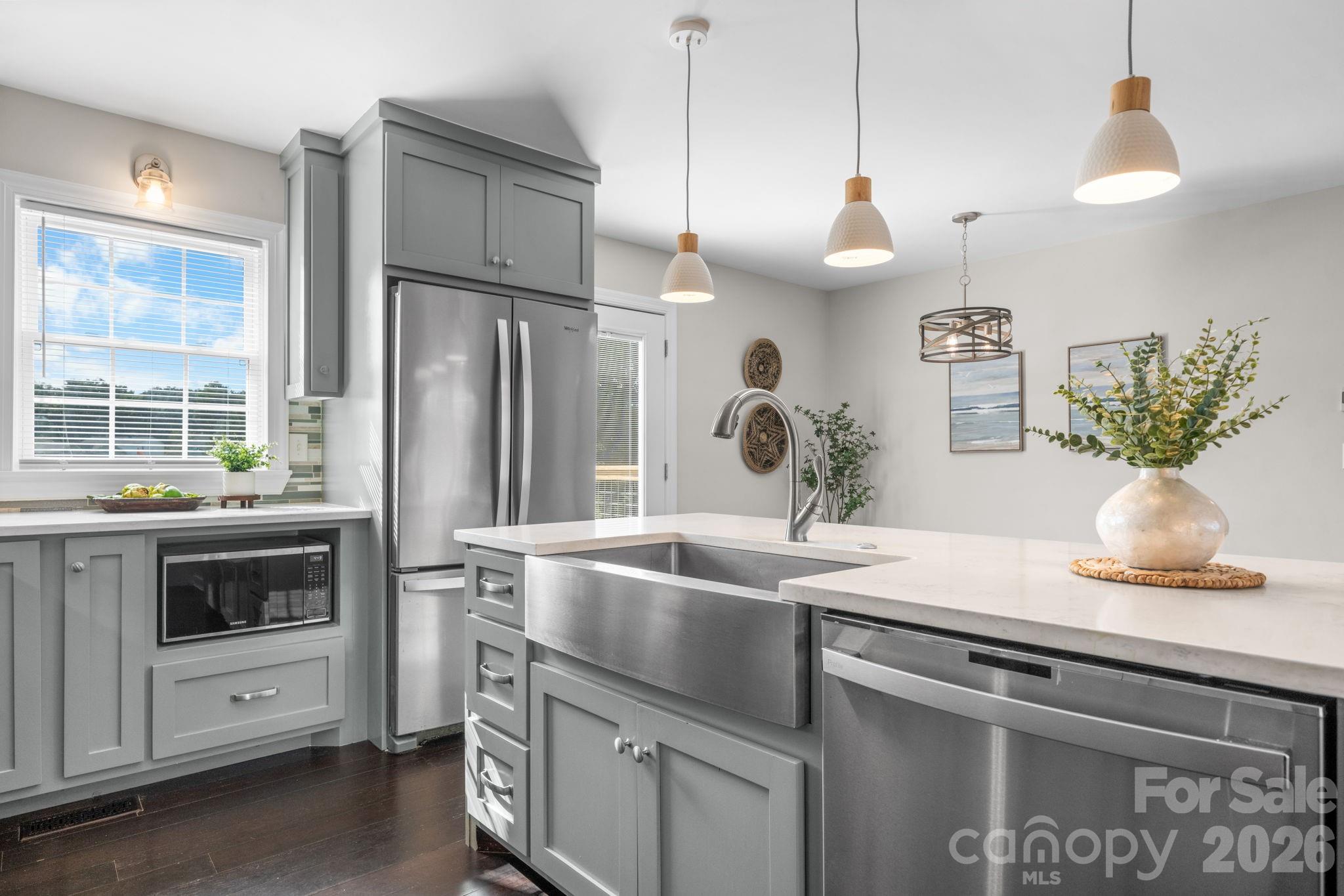 4889 Carpenter Road Property Photo 4