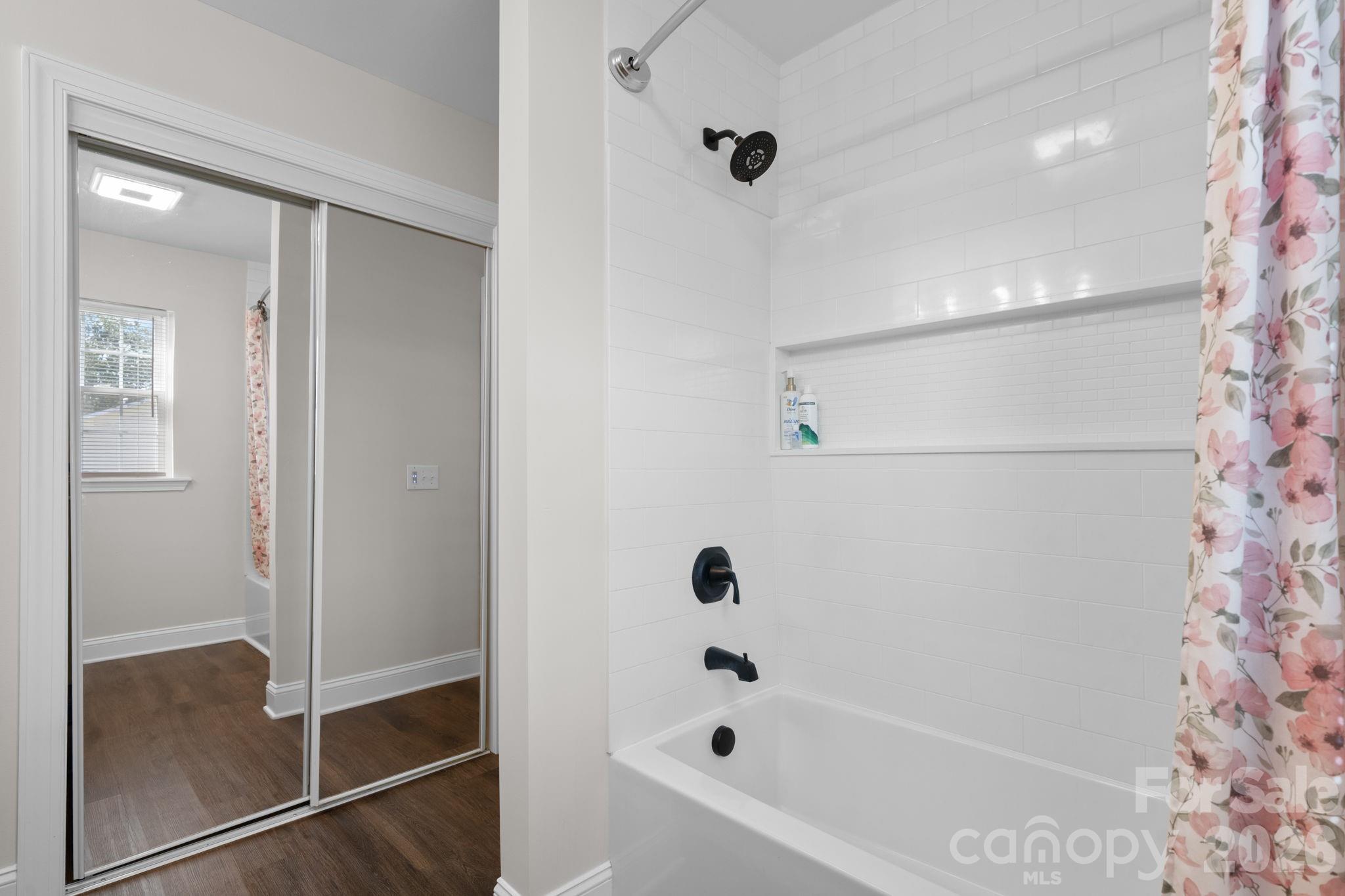 4889 Carpenter Road Property Photo 17