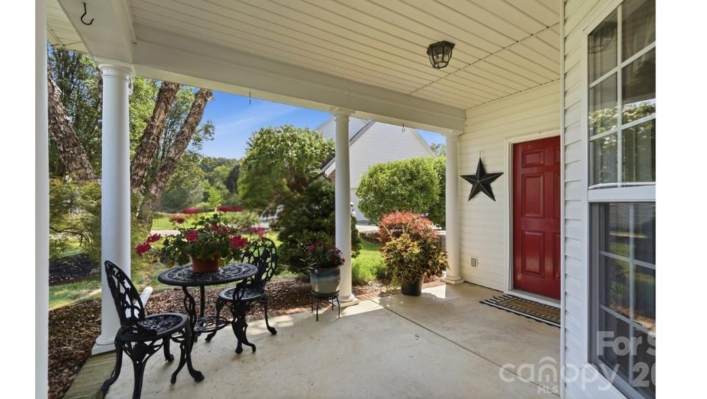 134 Lamplighter Lane Property Photo 4