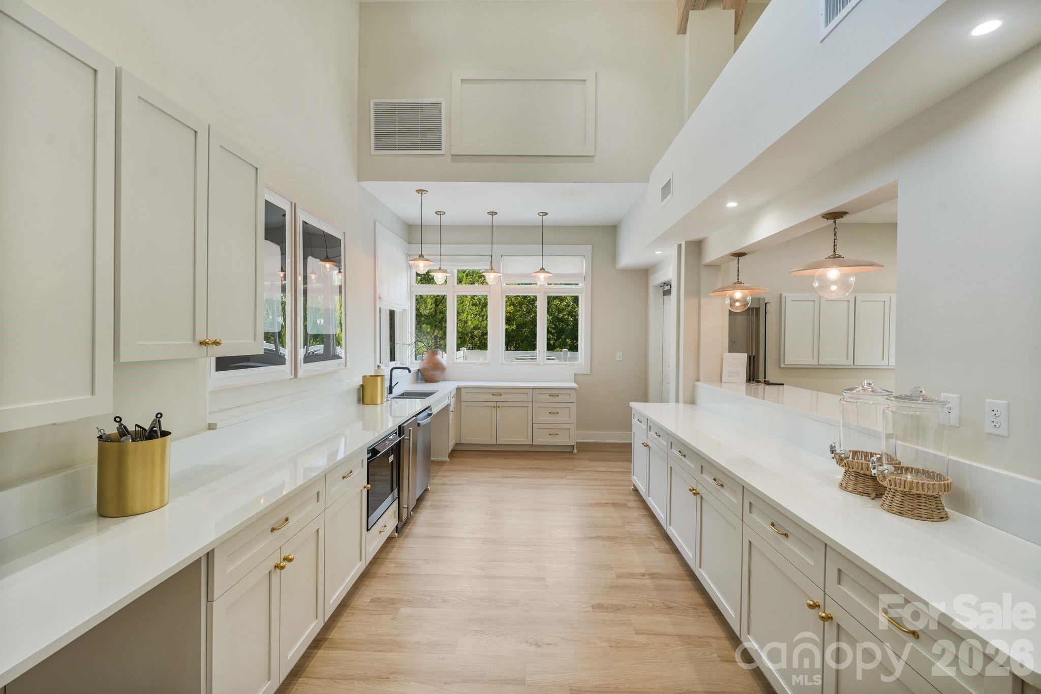 4531 Splash Trail Property Photo 39