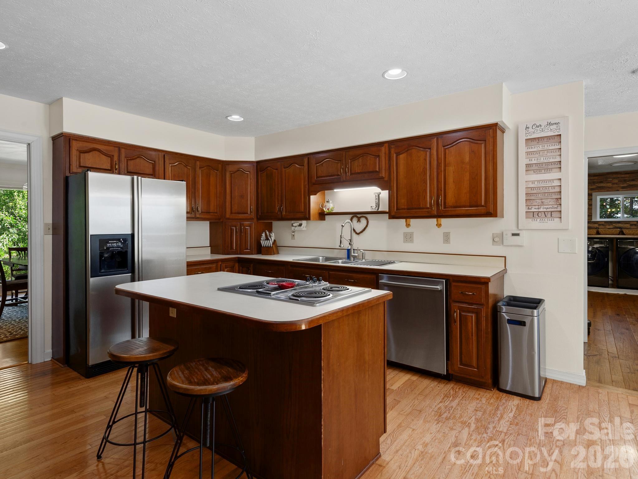 36 Windsong Drive 18 Property Photo 24