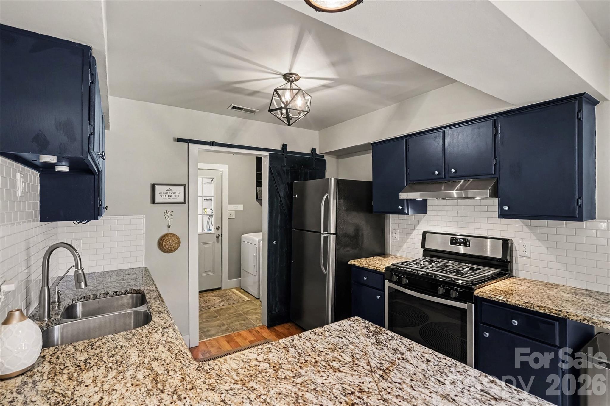 11407 Treebark Drive Property Photo 4