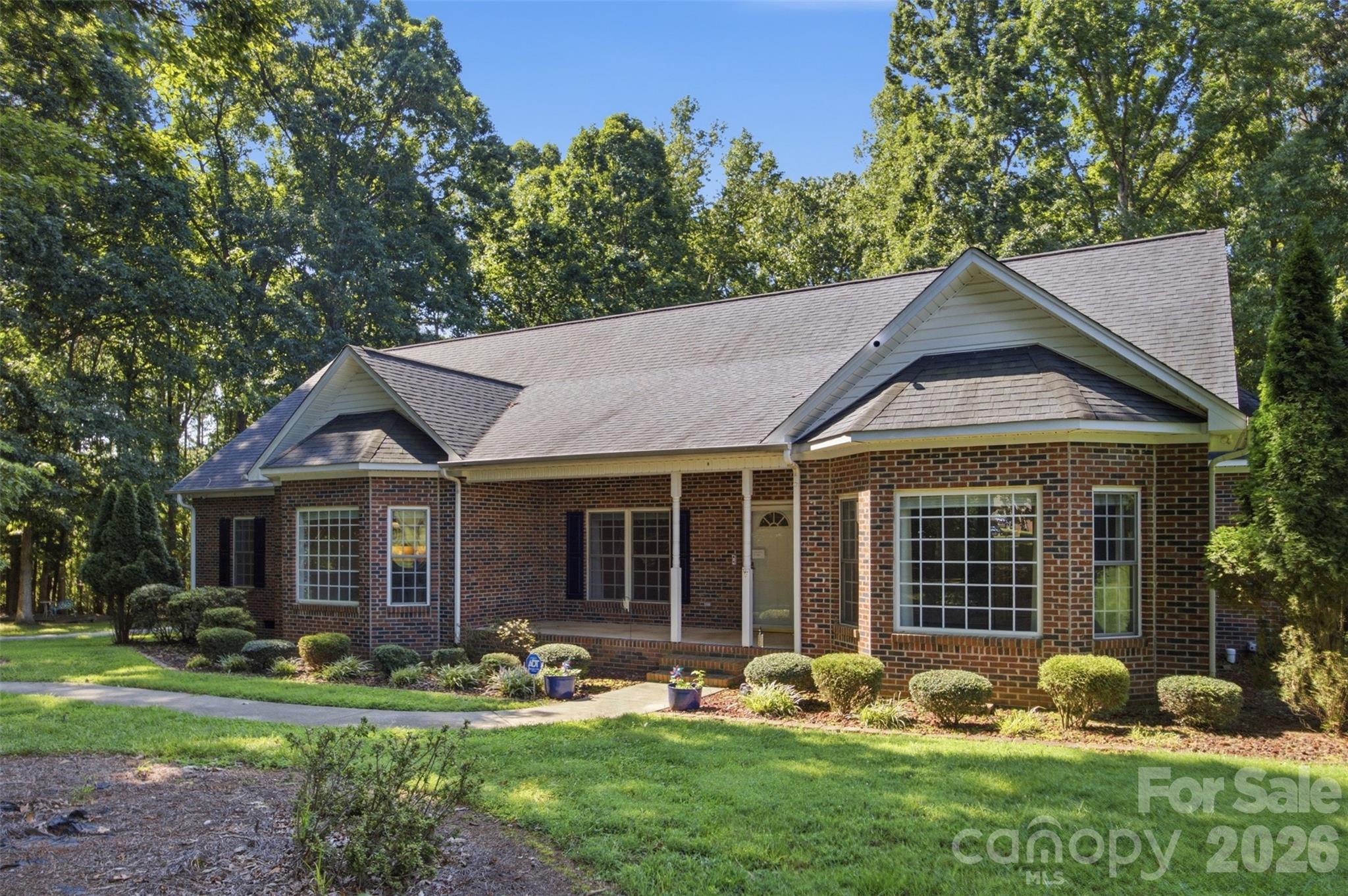 216 Minnie Queen Lane Property Photo 1