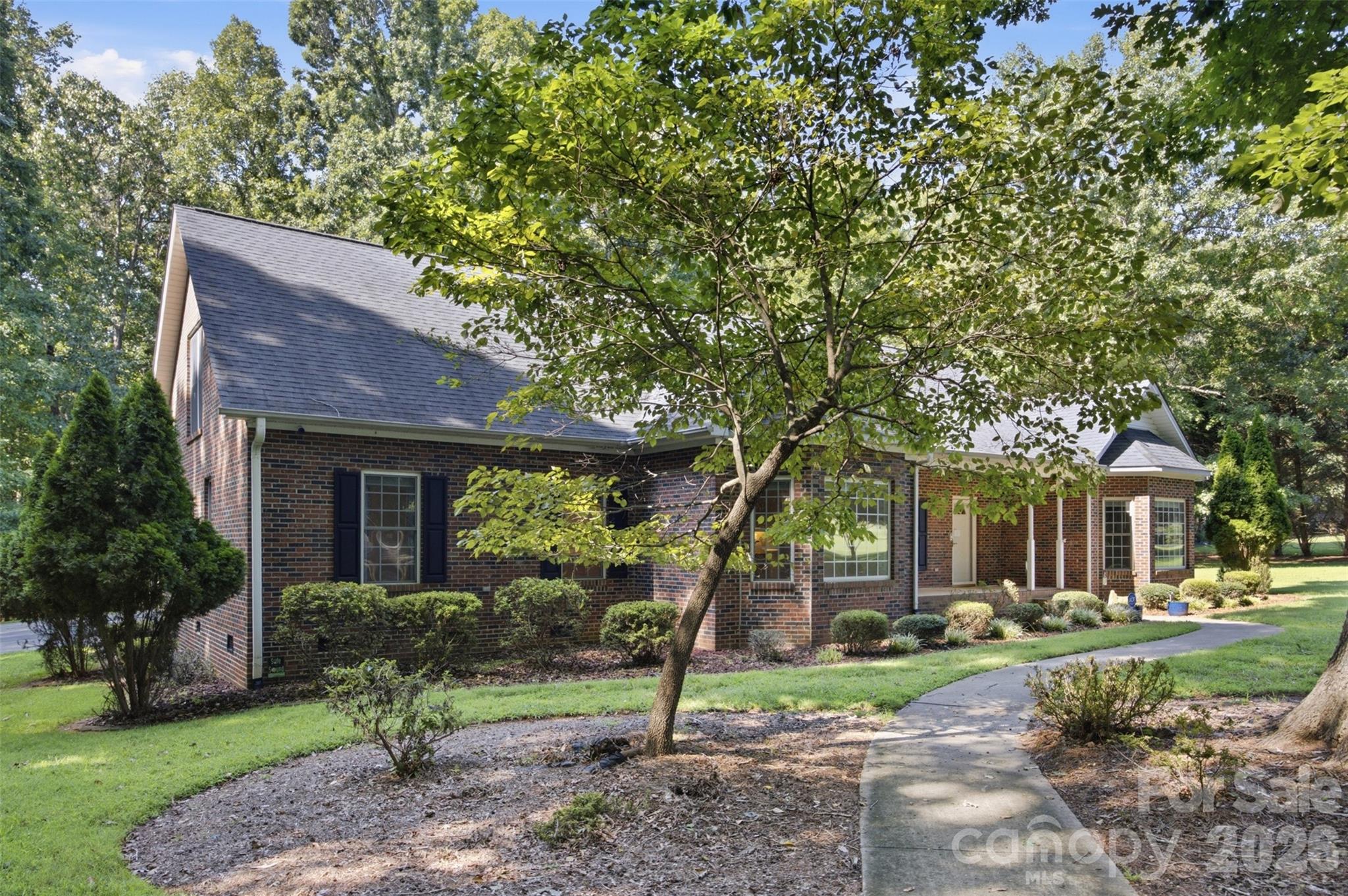 216 Minnie Queen Lane Property Photo 2