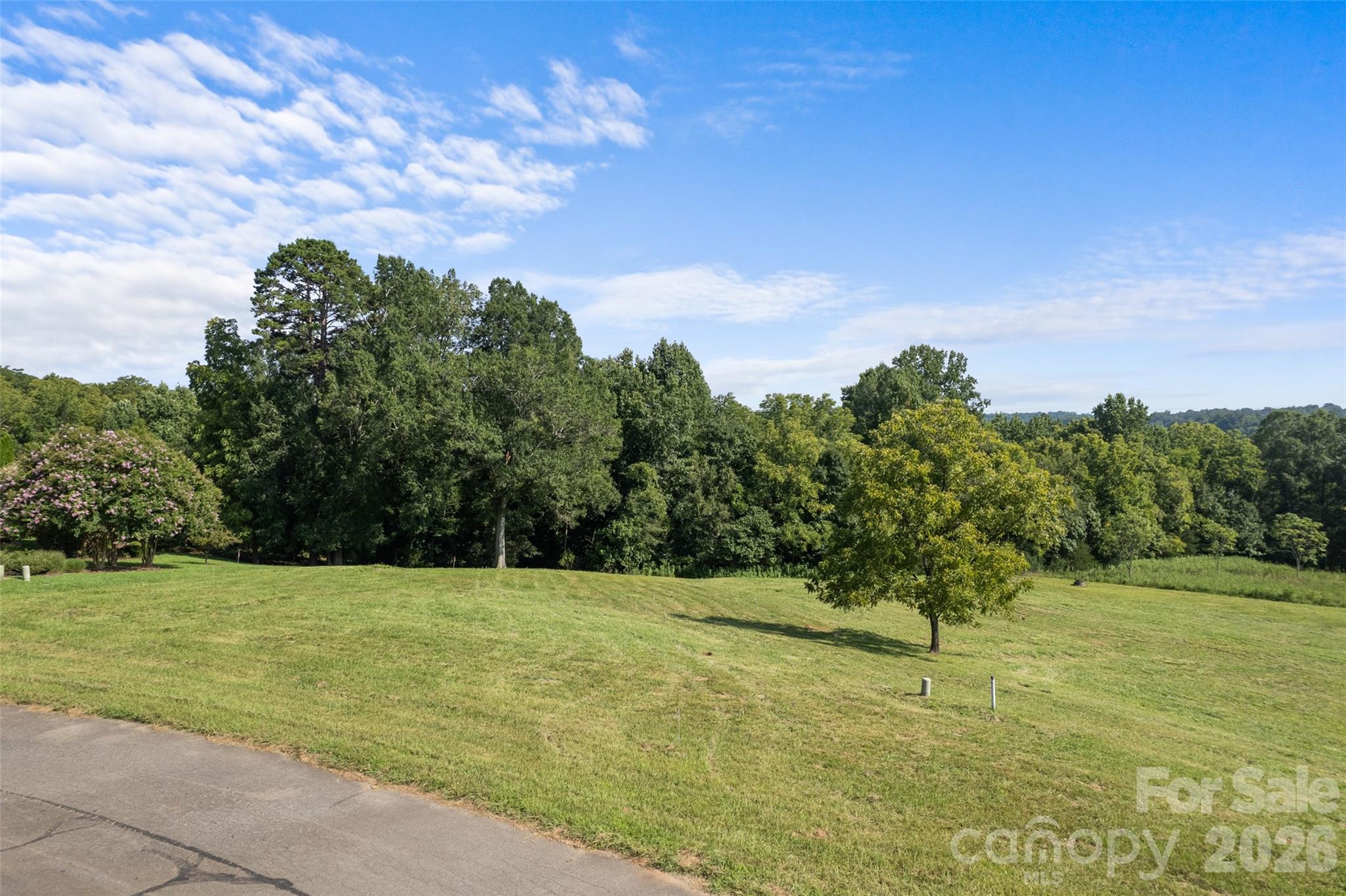 3925 Valley View Circle Property Photo 6