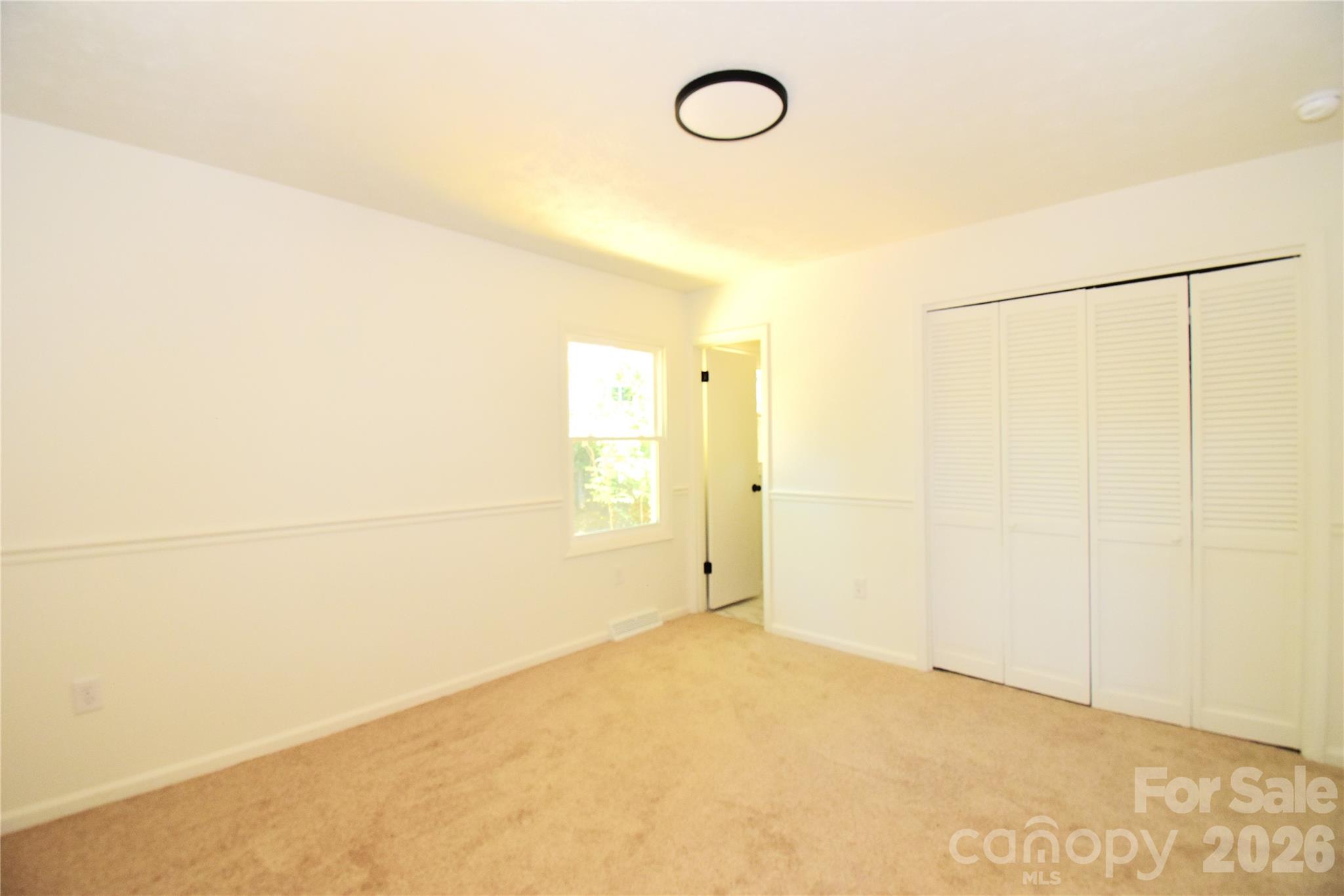 19 S Ridge Place Property Photo 13