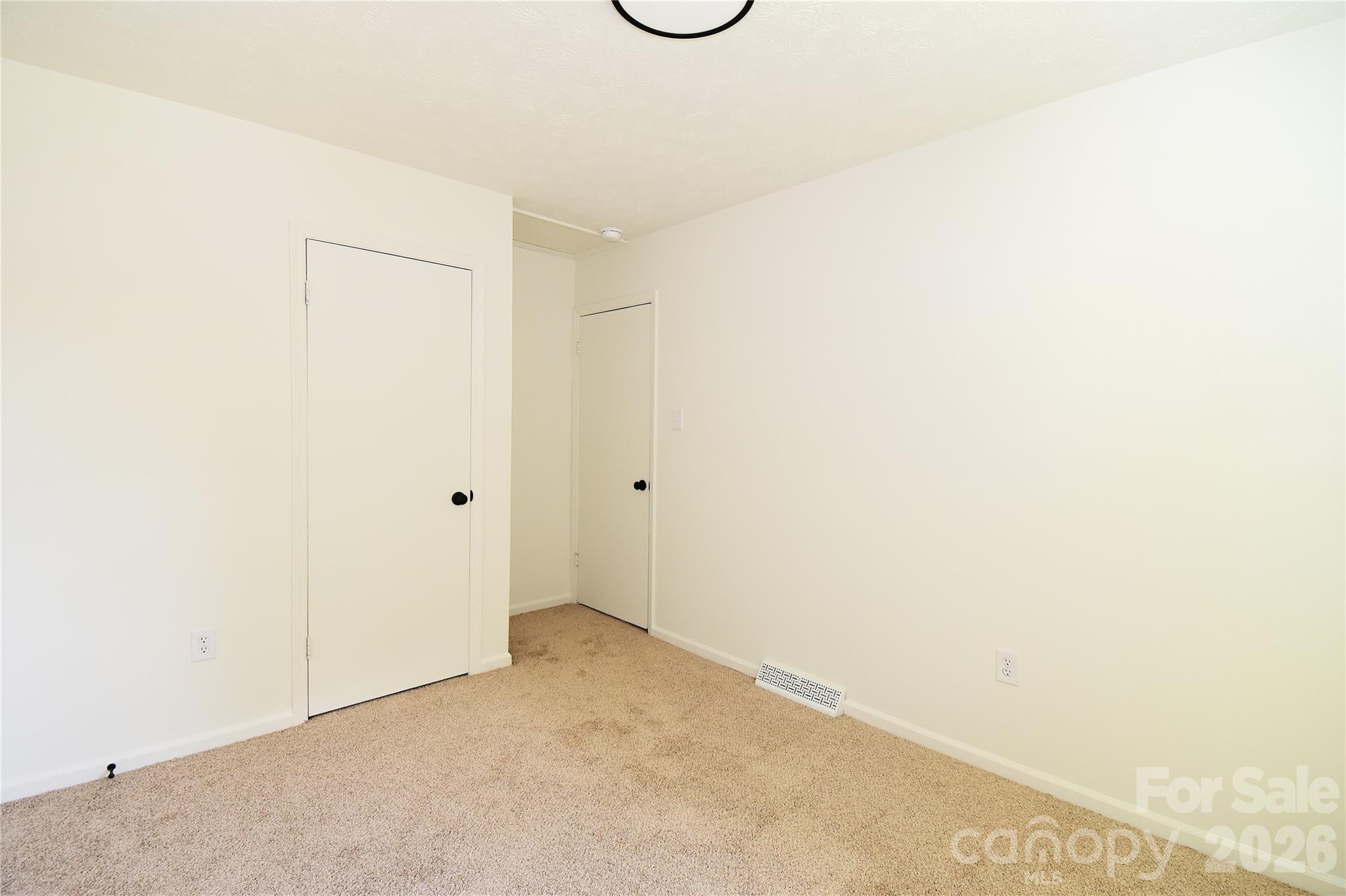 19 S Ridge Place Property Photo 18