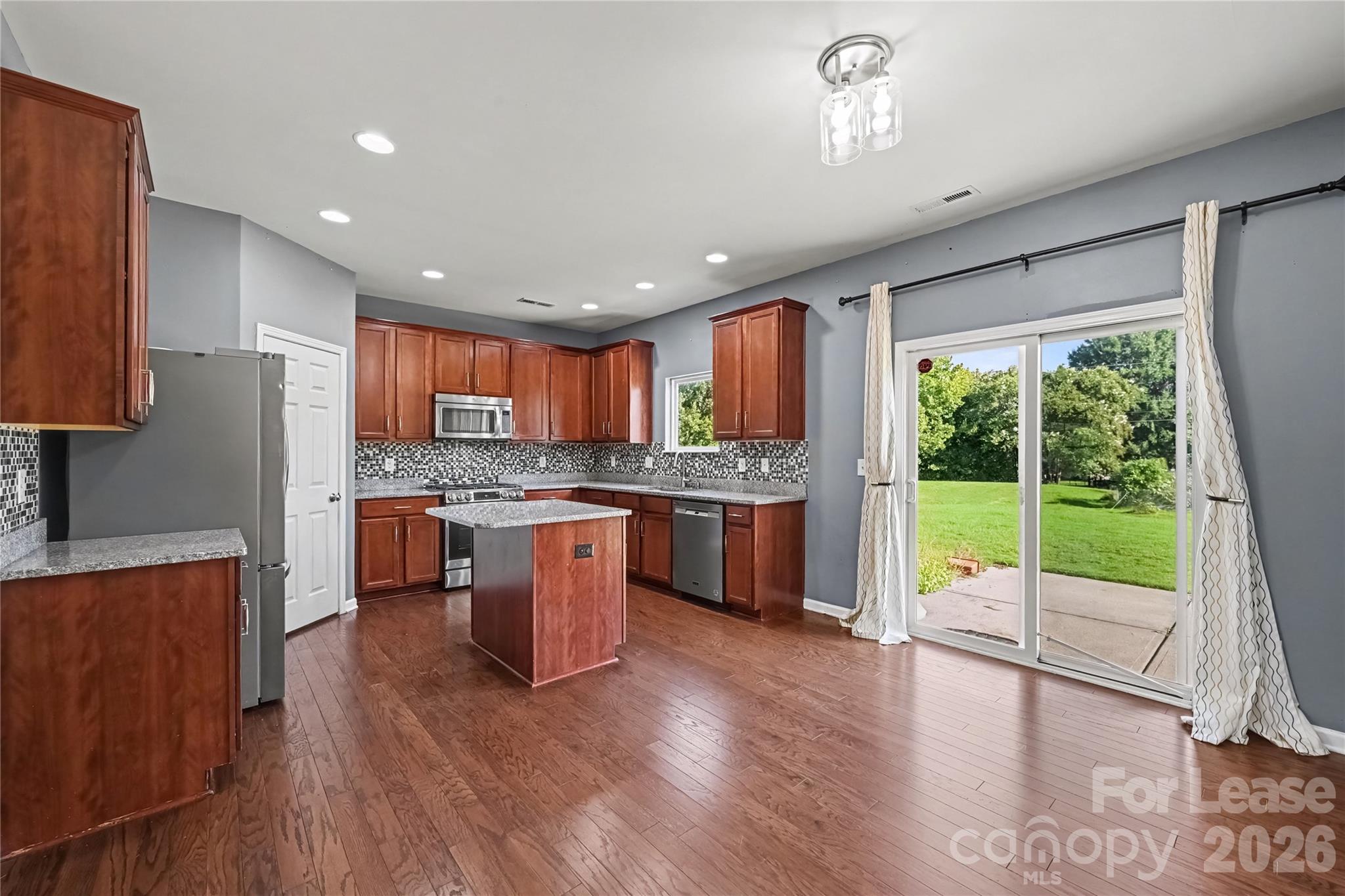 4418332 Property Photo 15