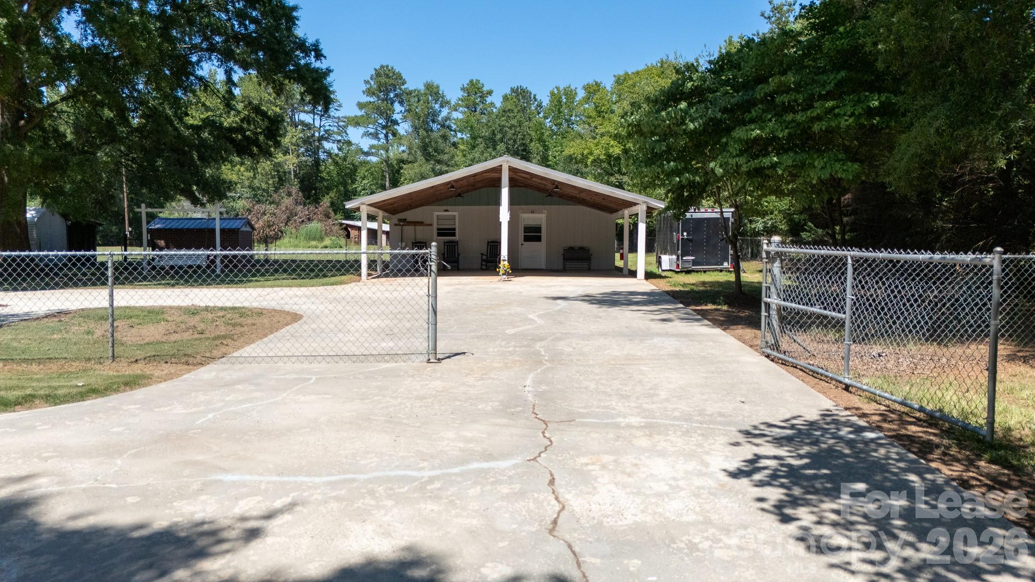 734 Culp Ferguson Road Property Photo 3