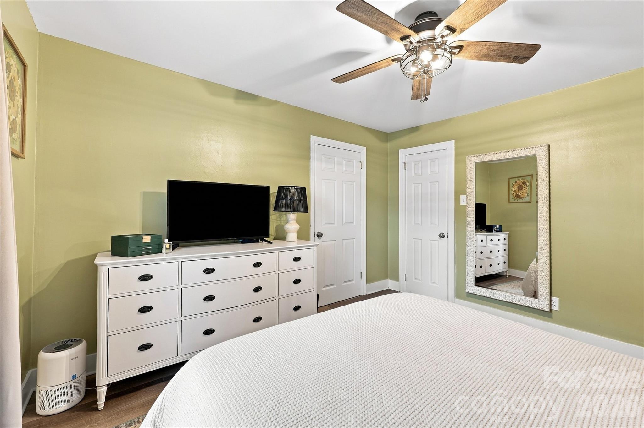 208 Barron Park Property Photo 20