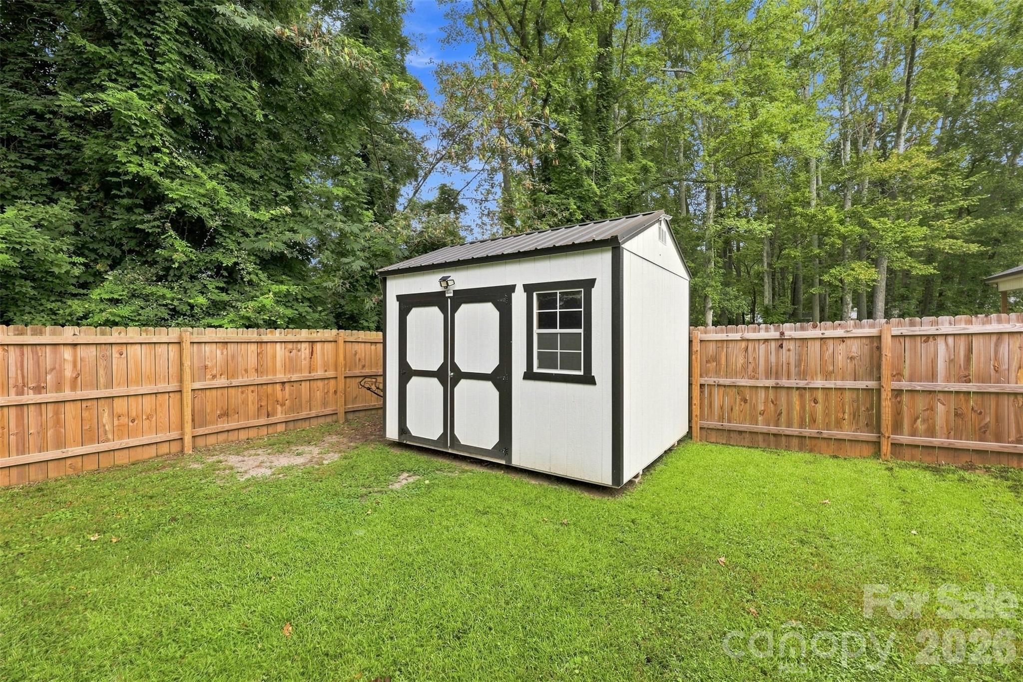208 Barron Park Property Photo 32