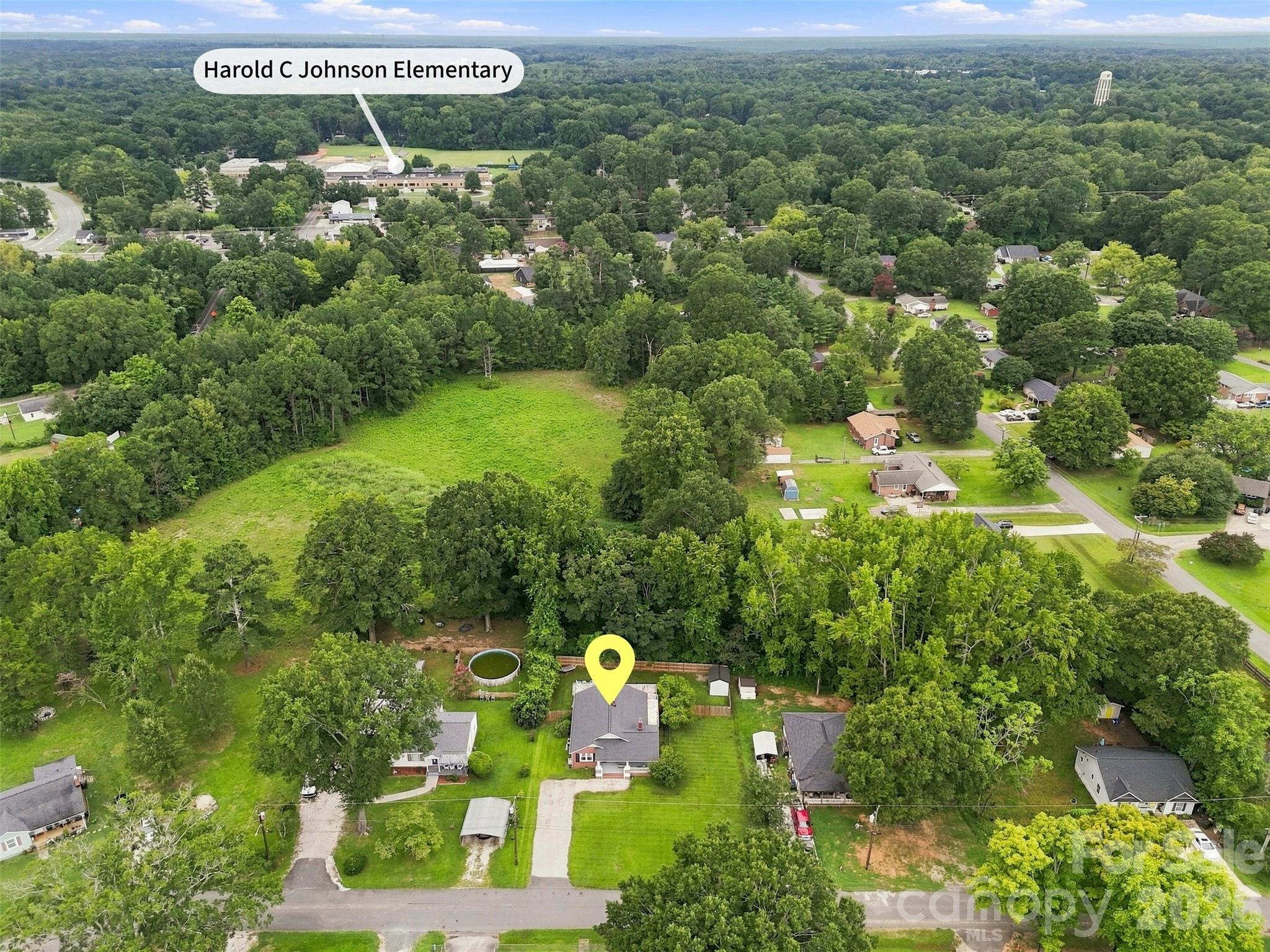 208 Barron Park Property Photo 36