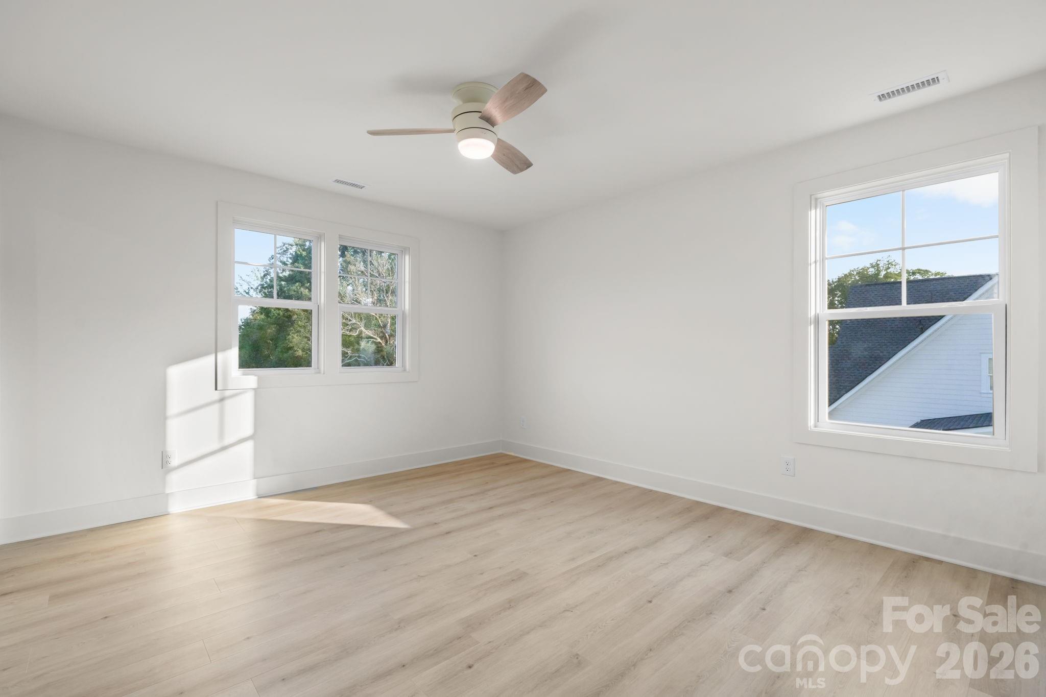 126 Jentri Way 19 Property Photo 32