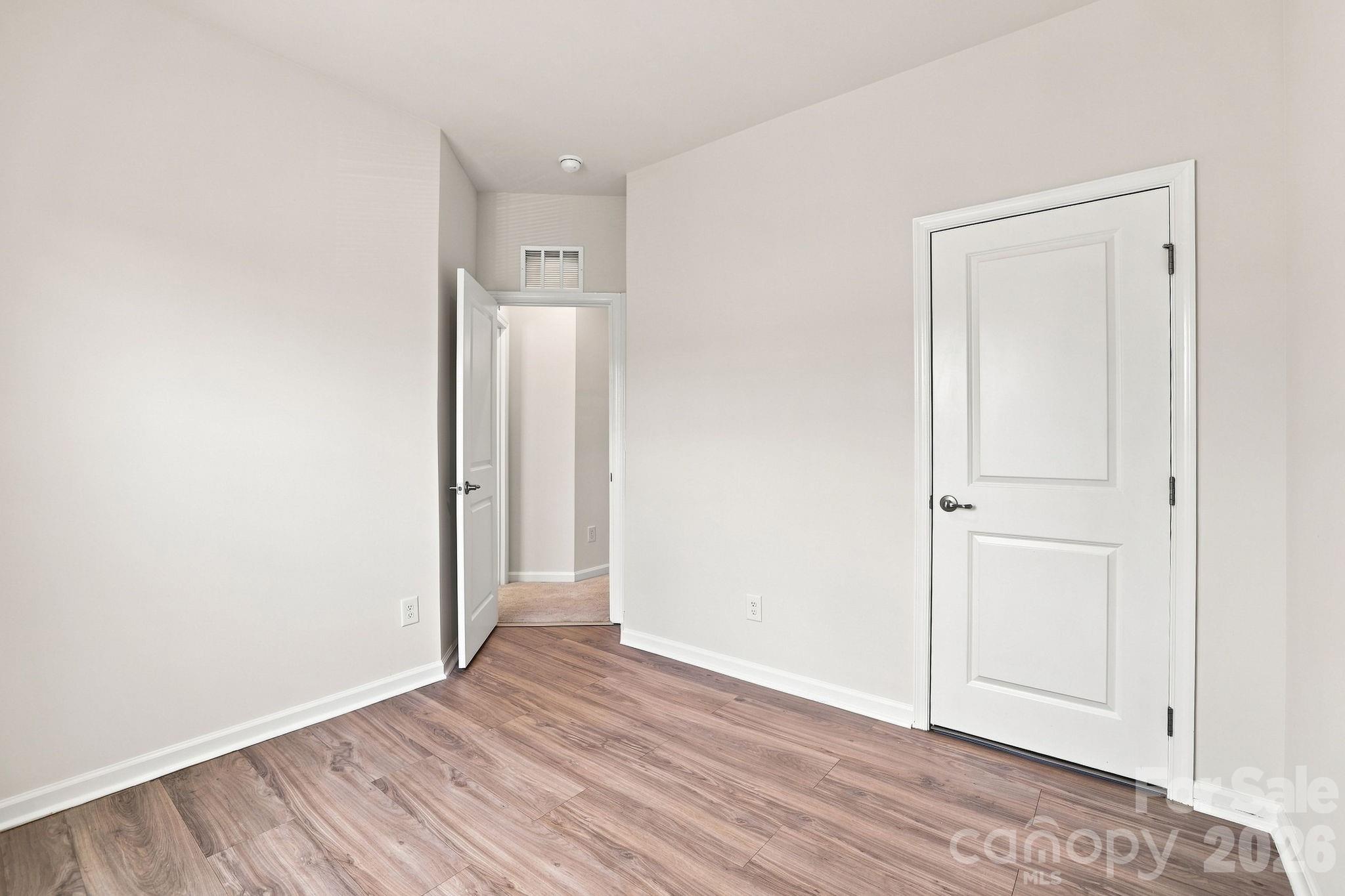 2595 Grantham Place Drive 111 Property Photo 26
