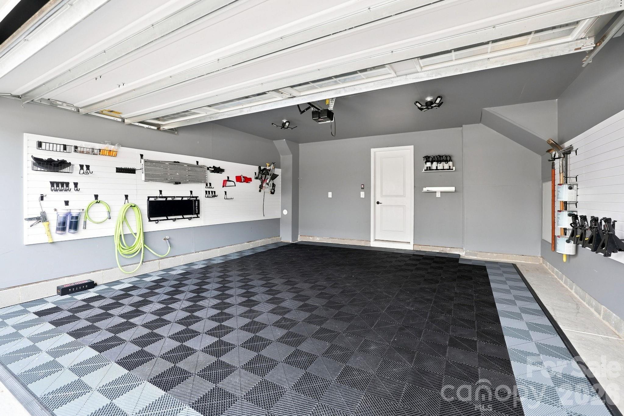 2595 Grantham Place Drive 111 Property Photo 28