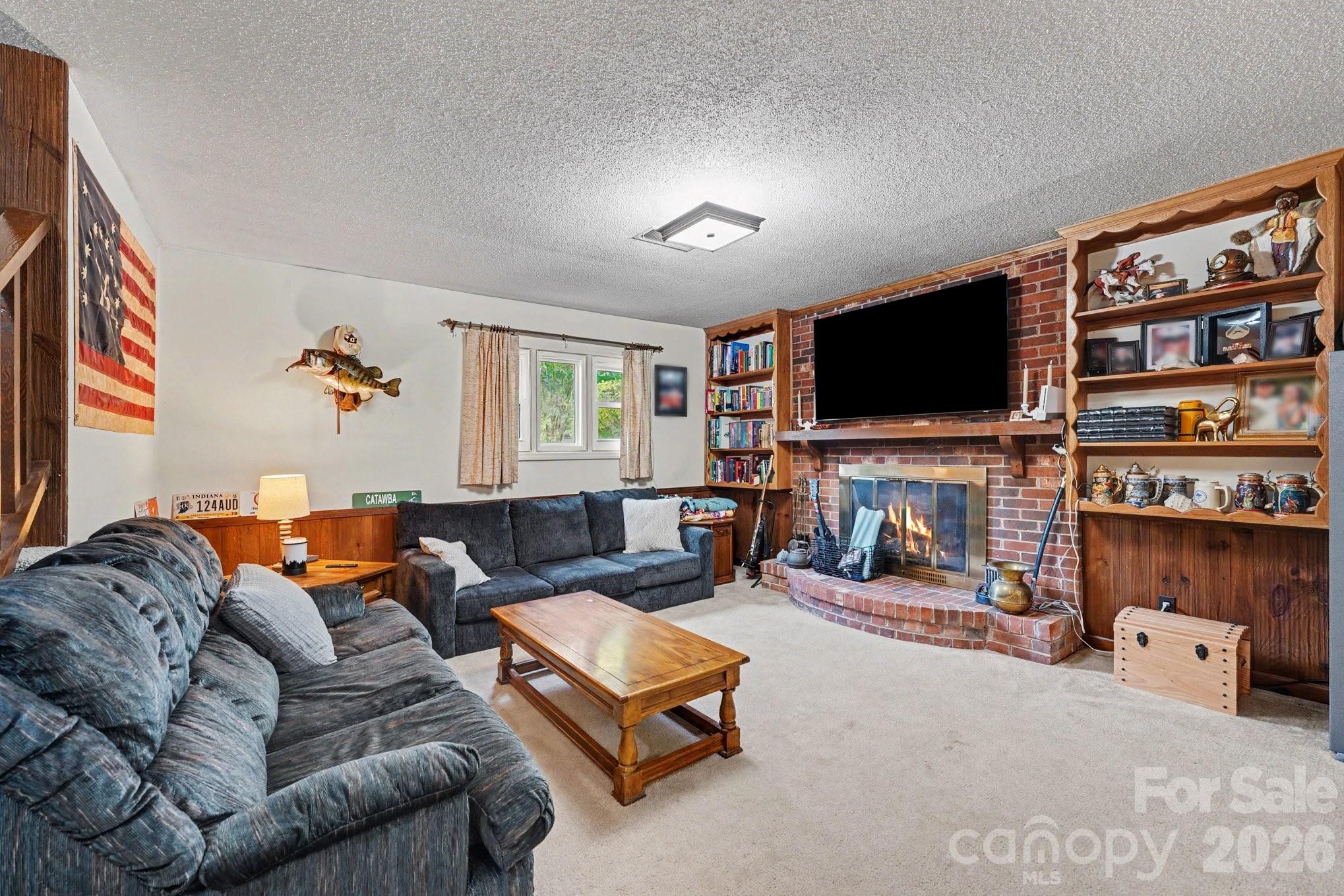 361 River Road Property Photo 5
