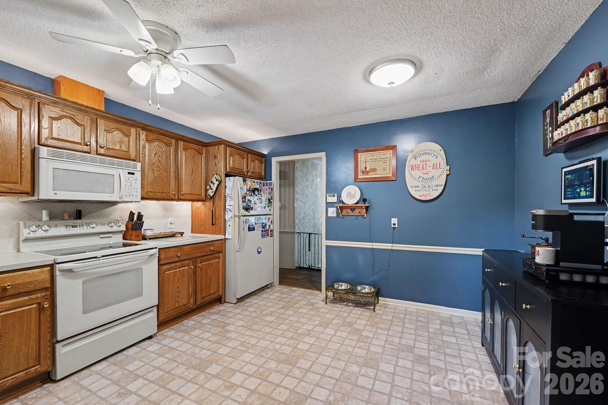 361 River Road Property Photo 12