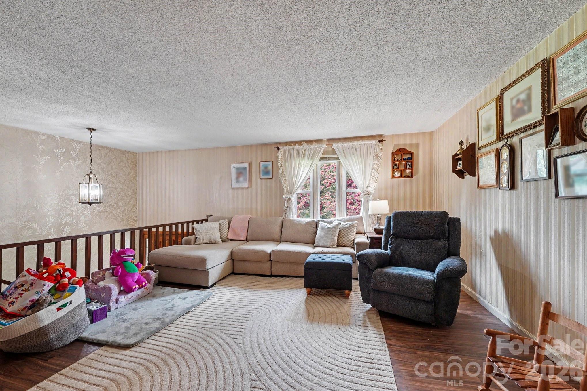 361 River Road Property Photo 14