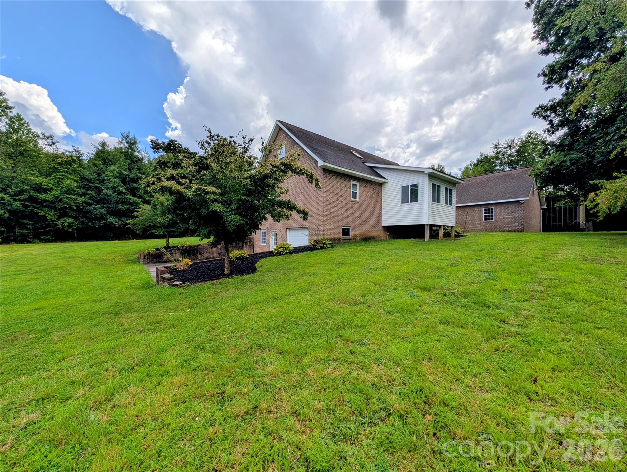 213 Rustling Pines Drive Property Photo 23