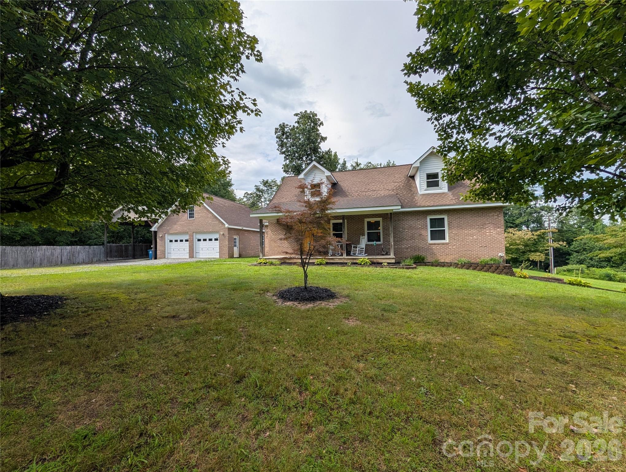 213 Rustling Pines Drive Property Photo 24
