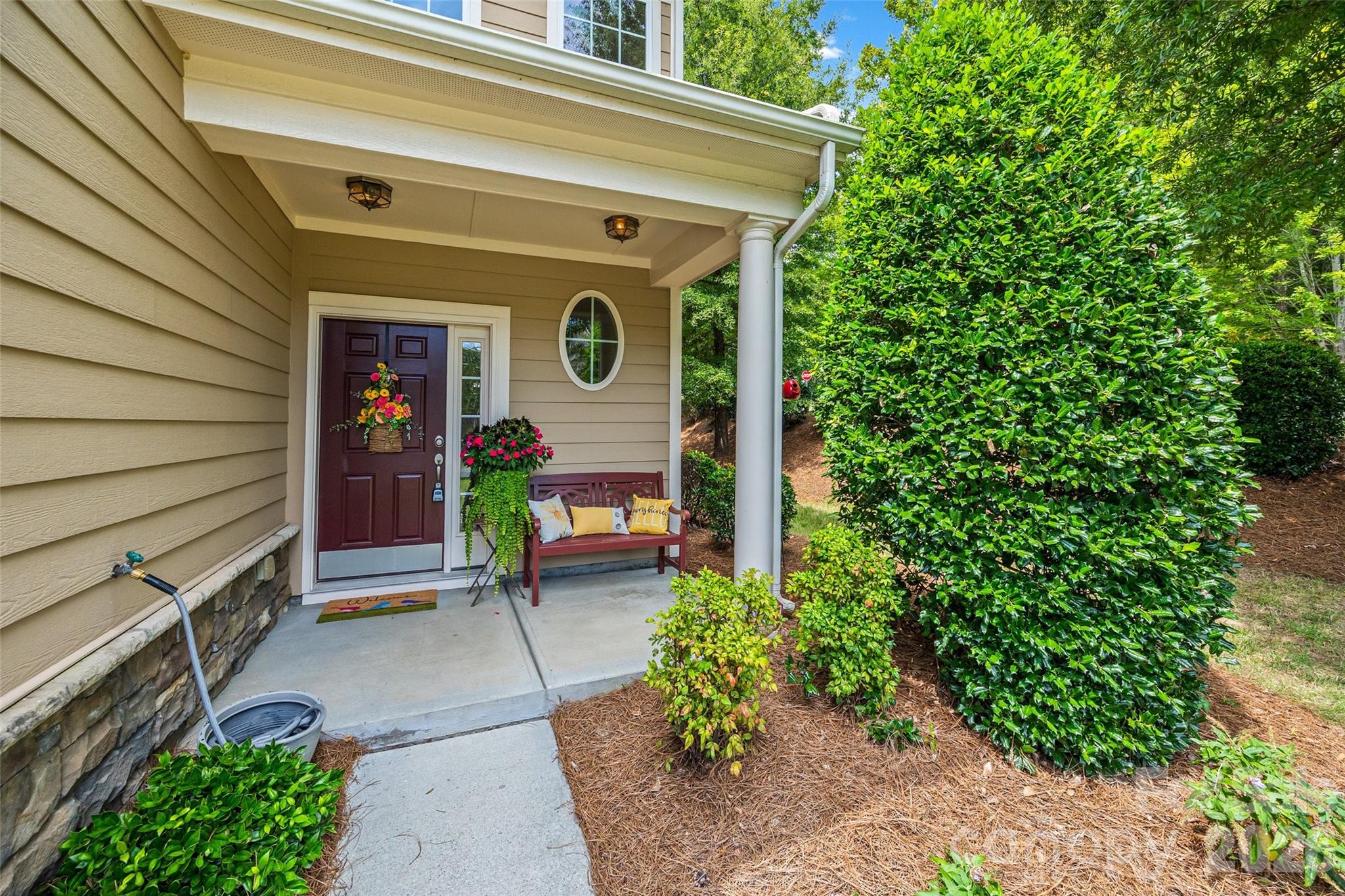 706 Deerbrook Lane Property Photo 3