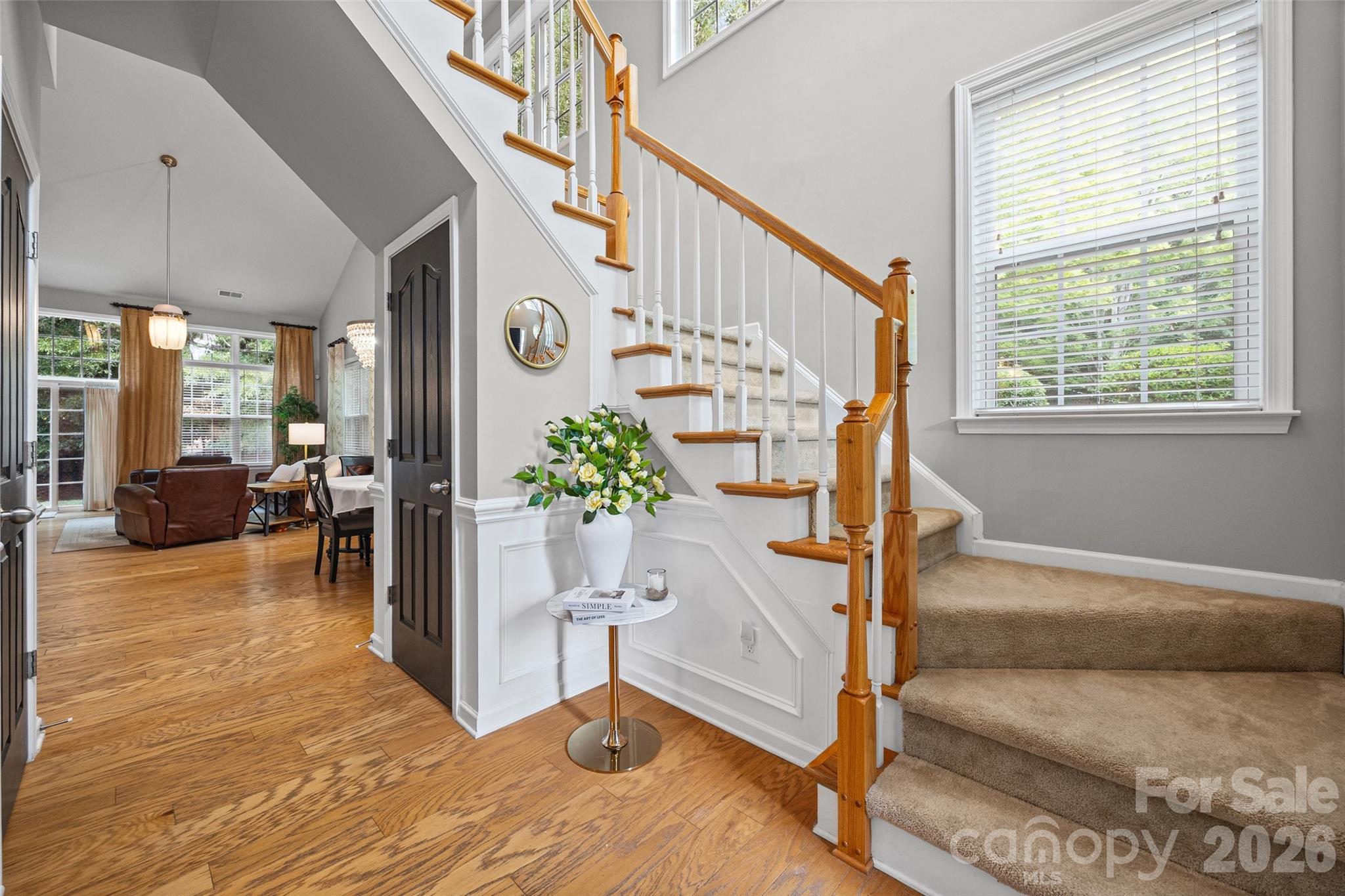 706 Deerbrook Lane Property Photo 4
