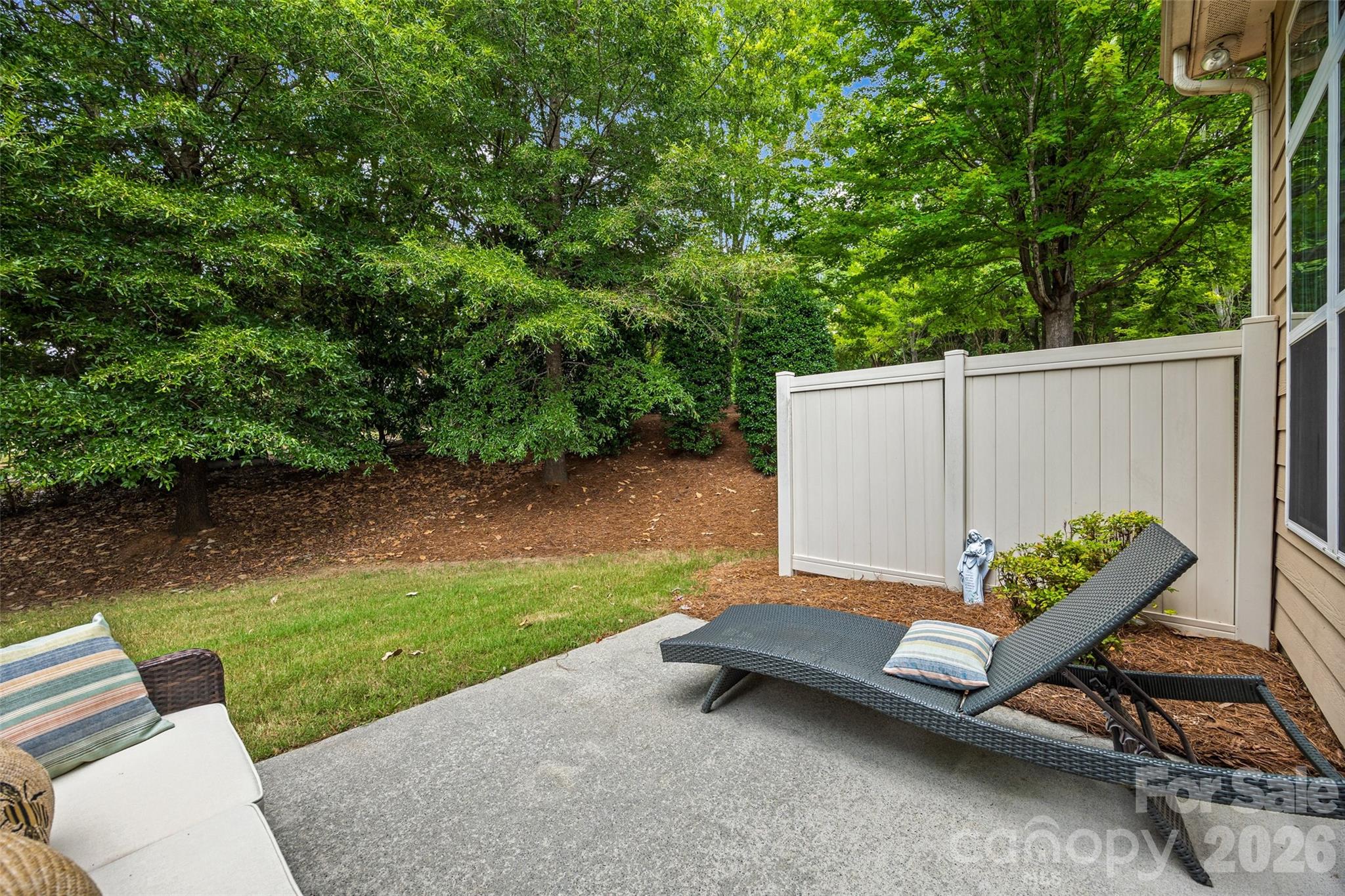 706 Deerbrook Lane Property Photo 30
