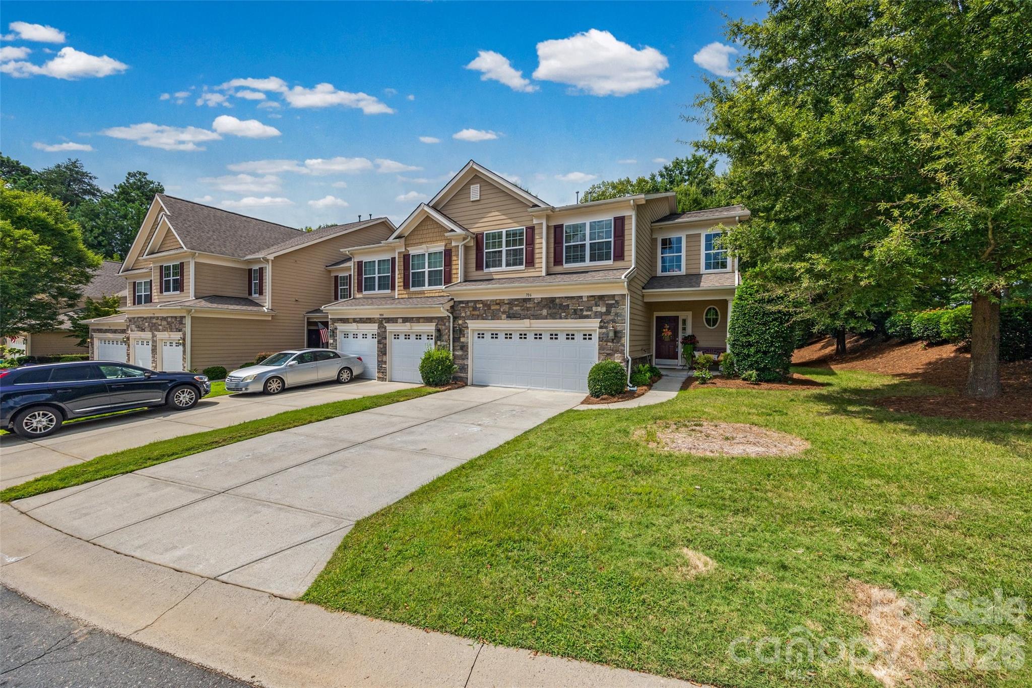 706 Deerbrook Lane Property Photo 39