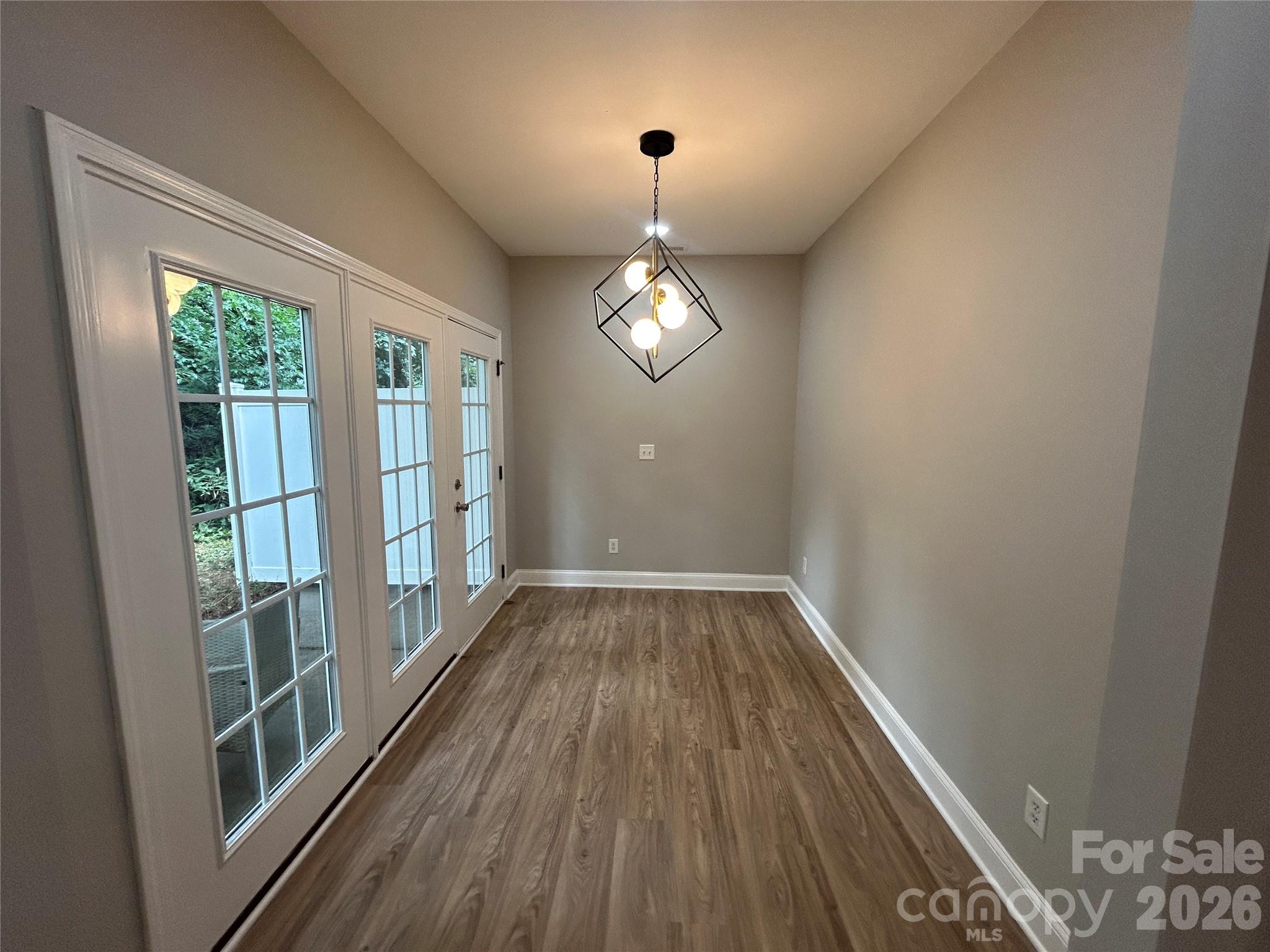 1917 Bellflower Drive Property Photo 16
