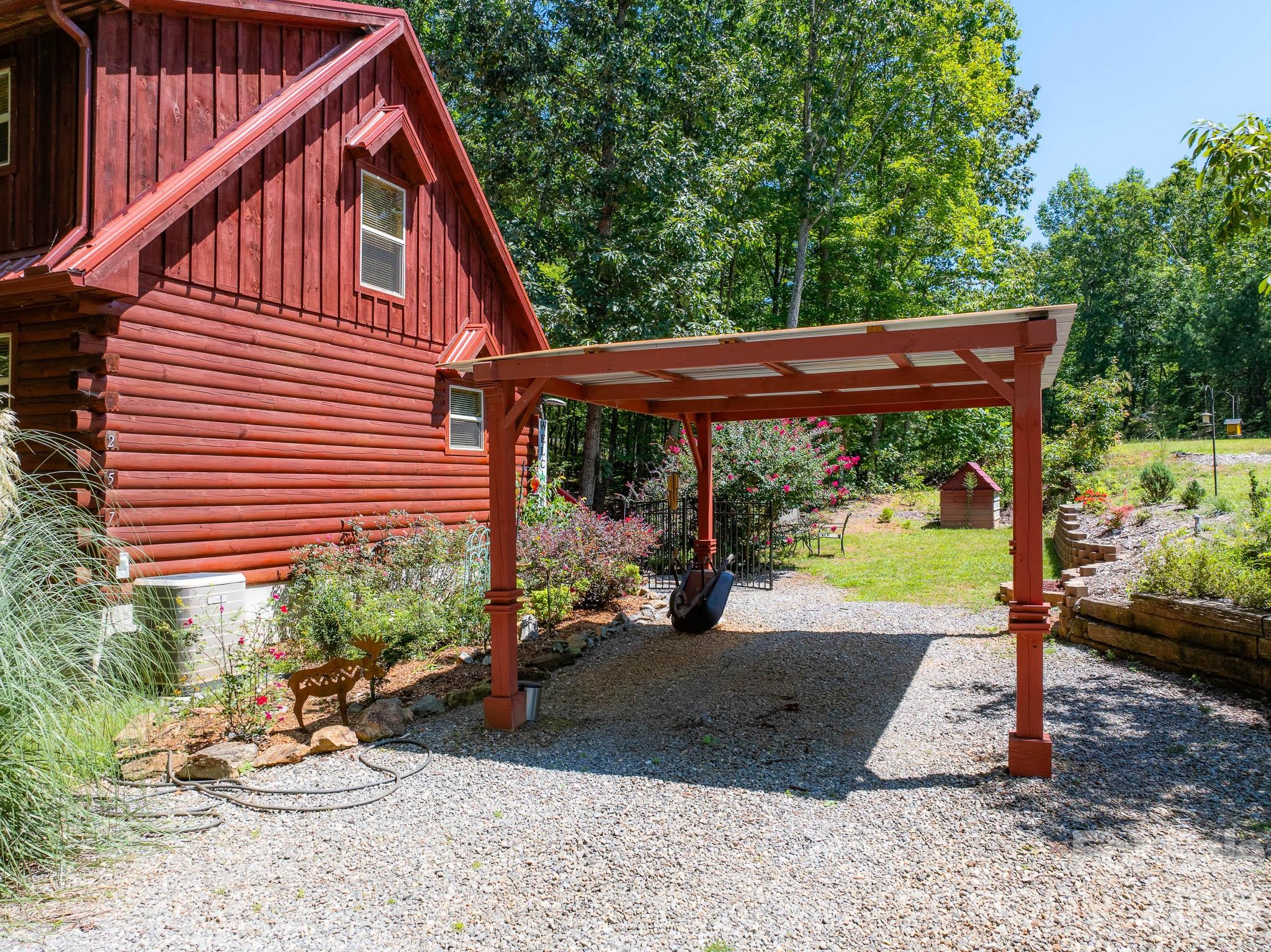 257 Adirondack Trail 180 Property Photo 24