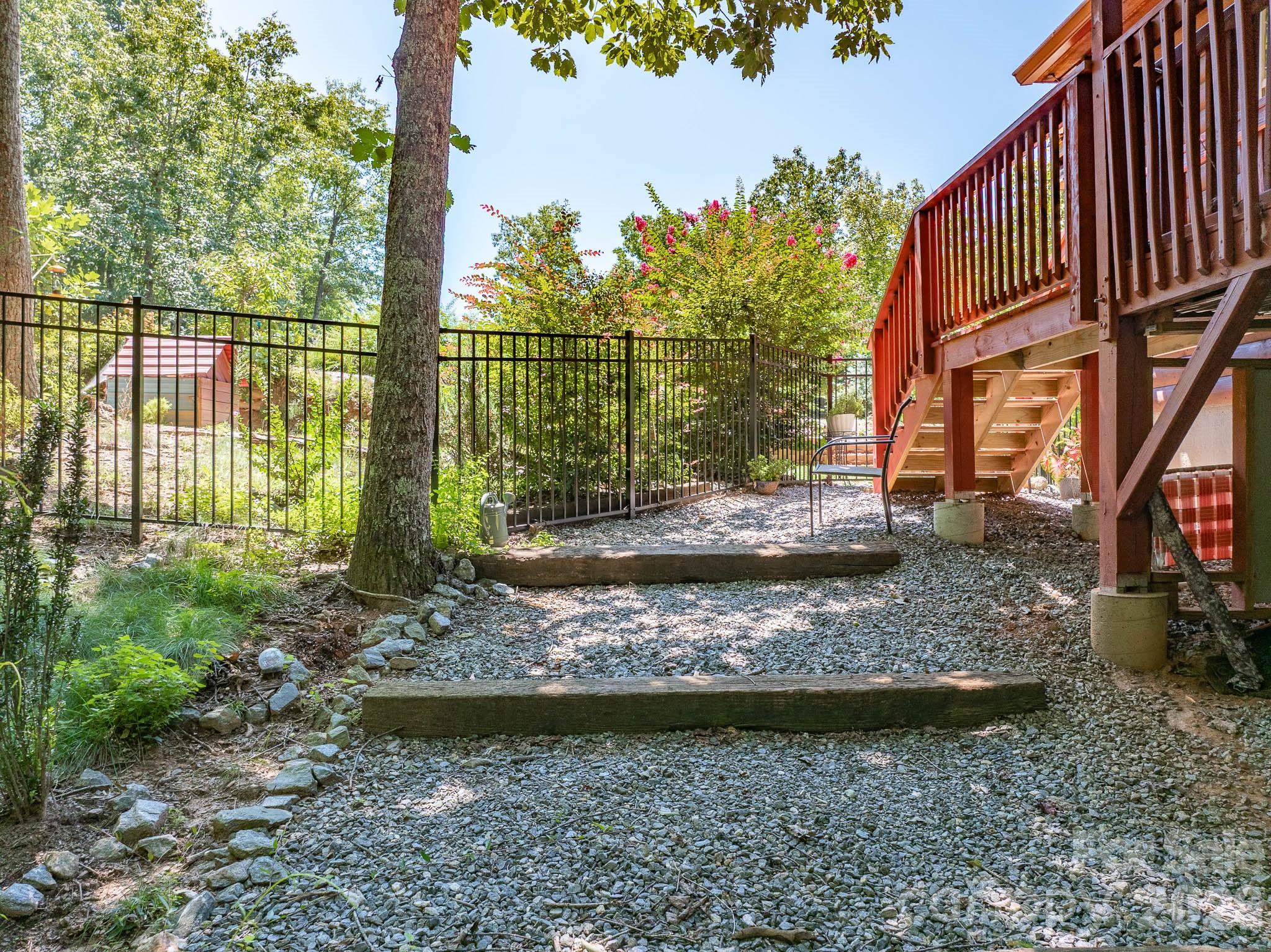 257 Adirondack Trail 180 Property Photo 37