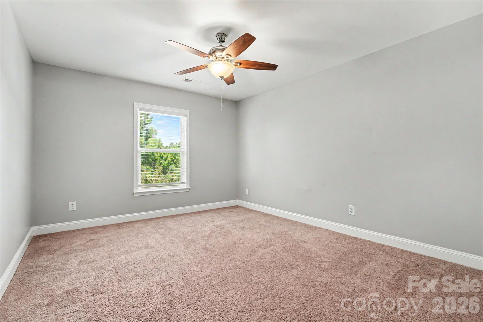 325 Mount Side Way Property Photo 25