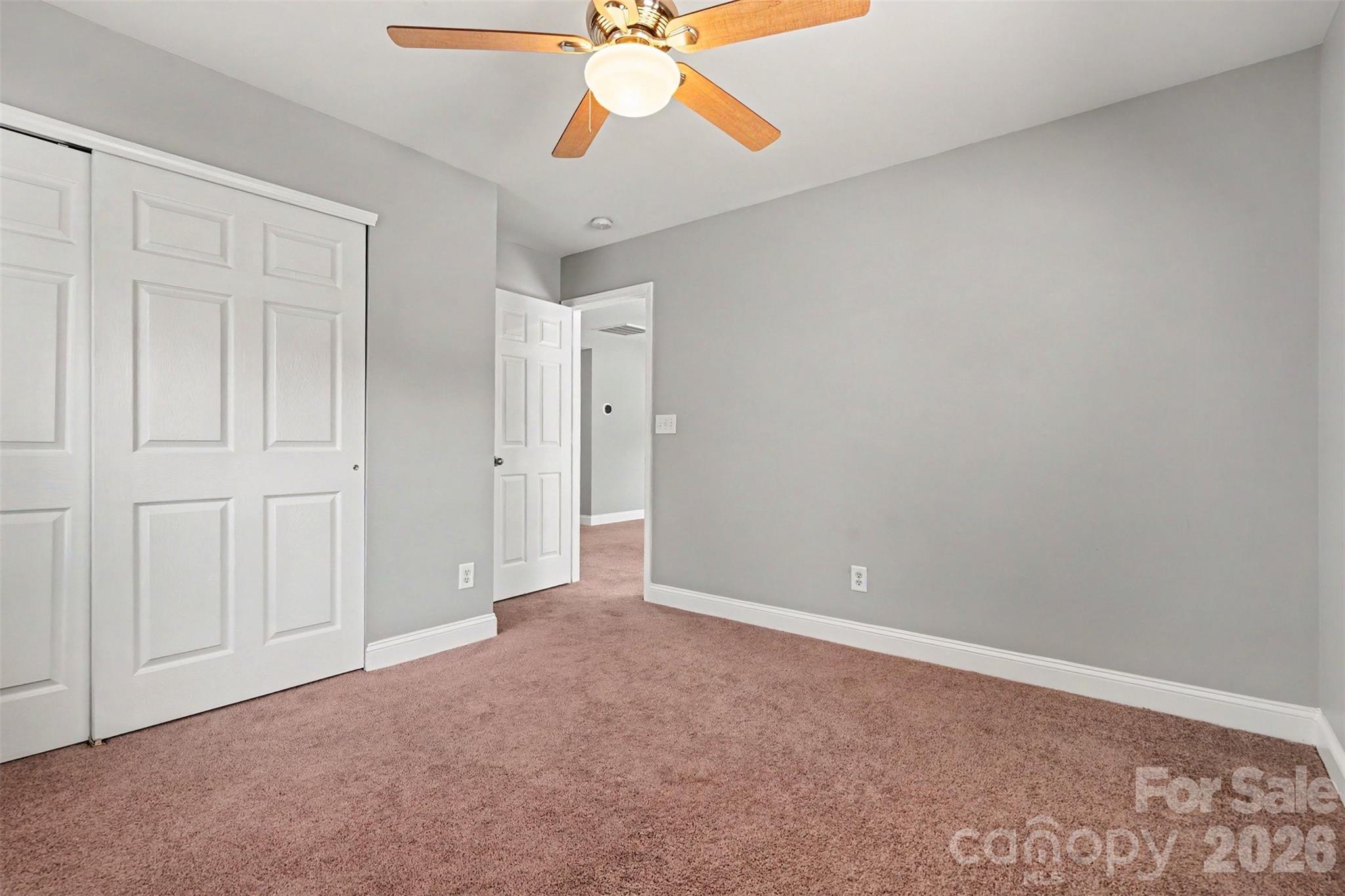 325 Mount Side Way Property Photo 44