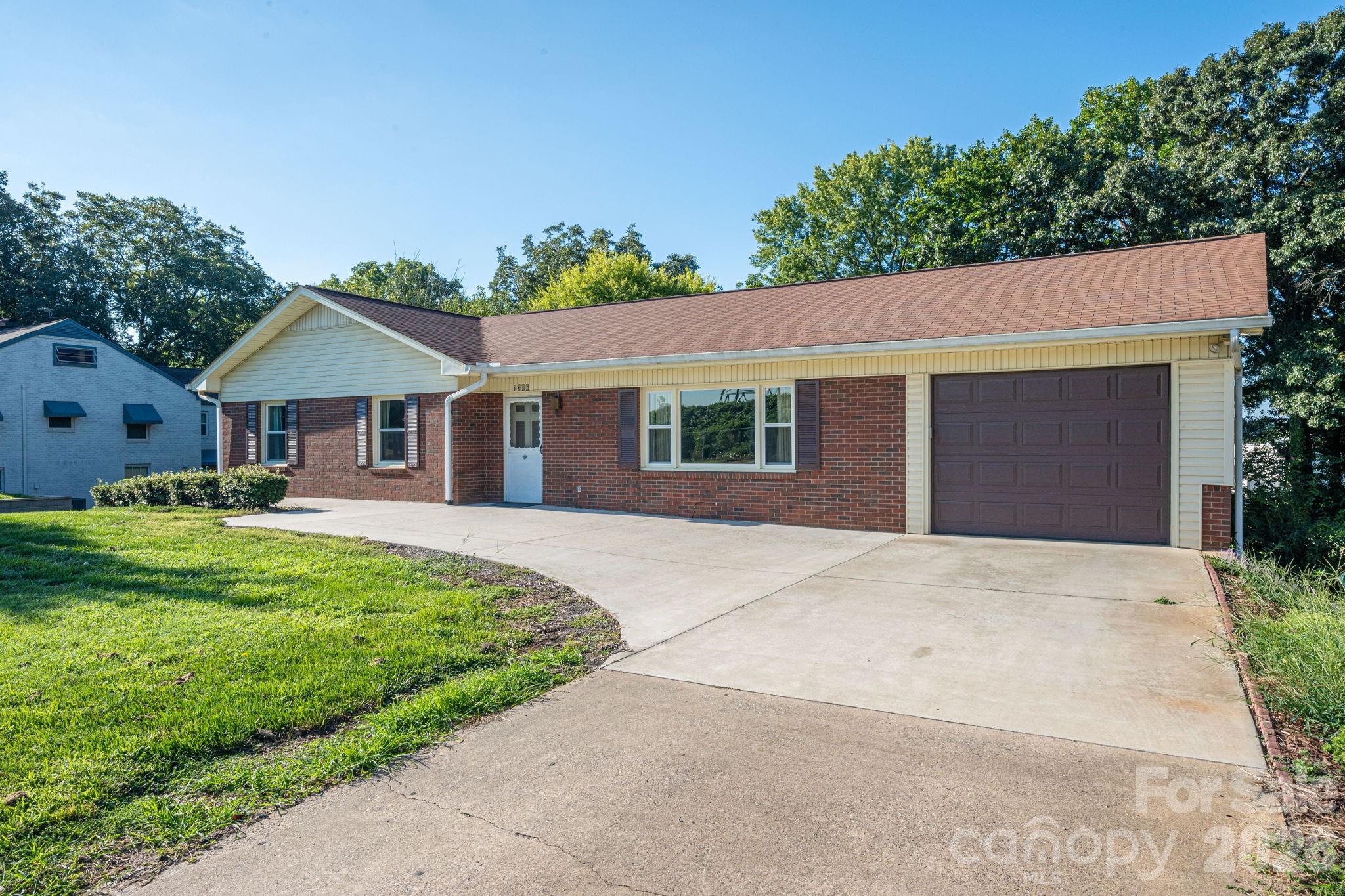1306 11th Avenue Property Photo 10