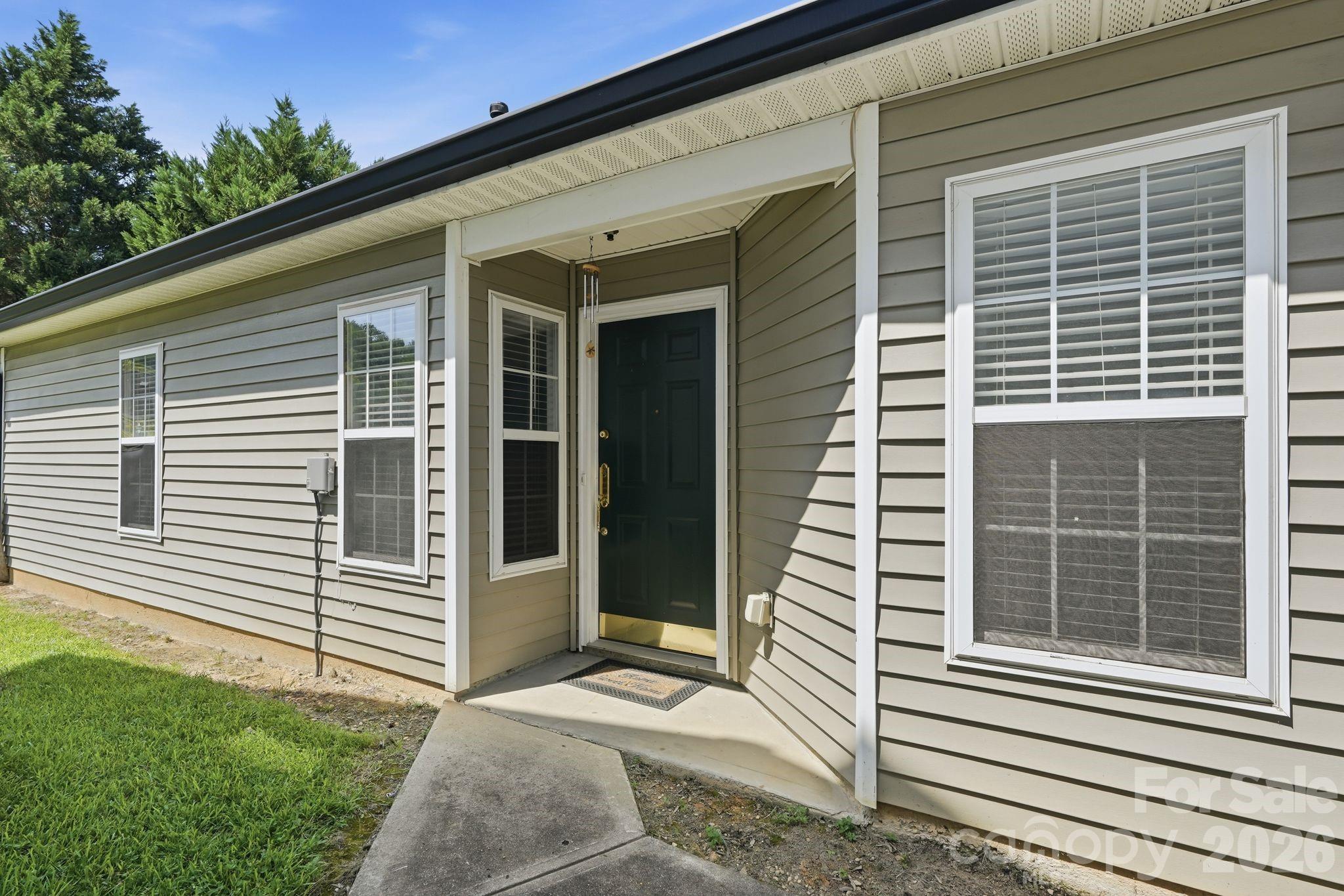 5816 Wallace Avenue Property Photo 4