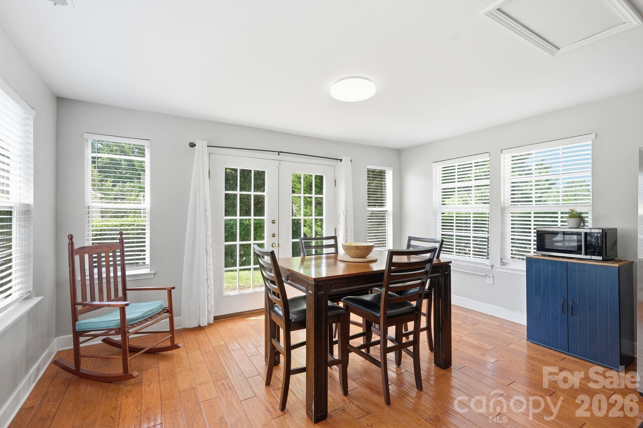 5816 Wallace Avenue Property Photo 11