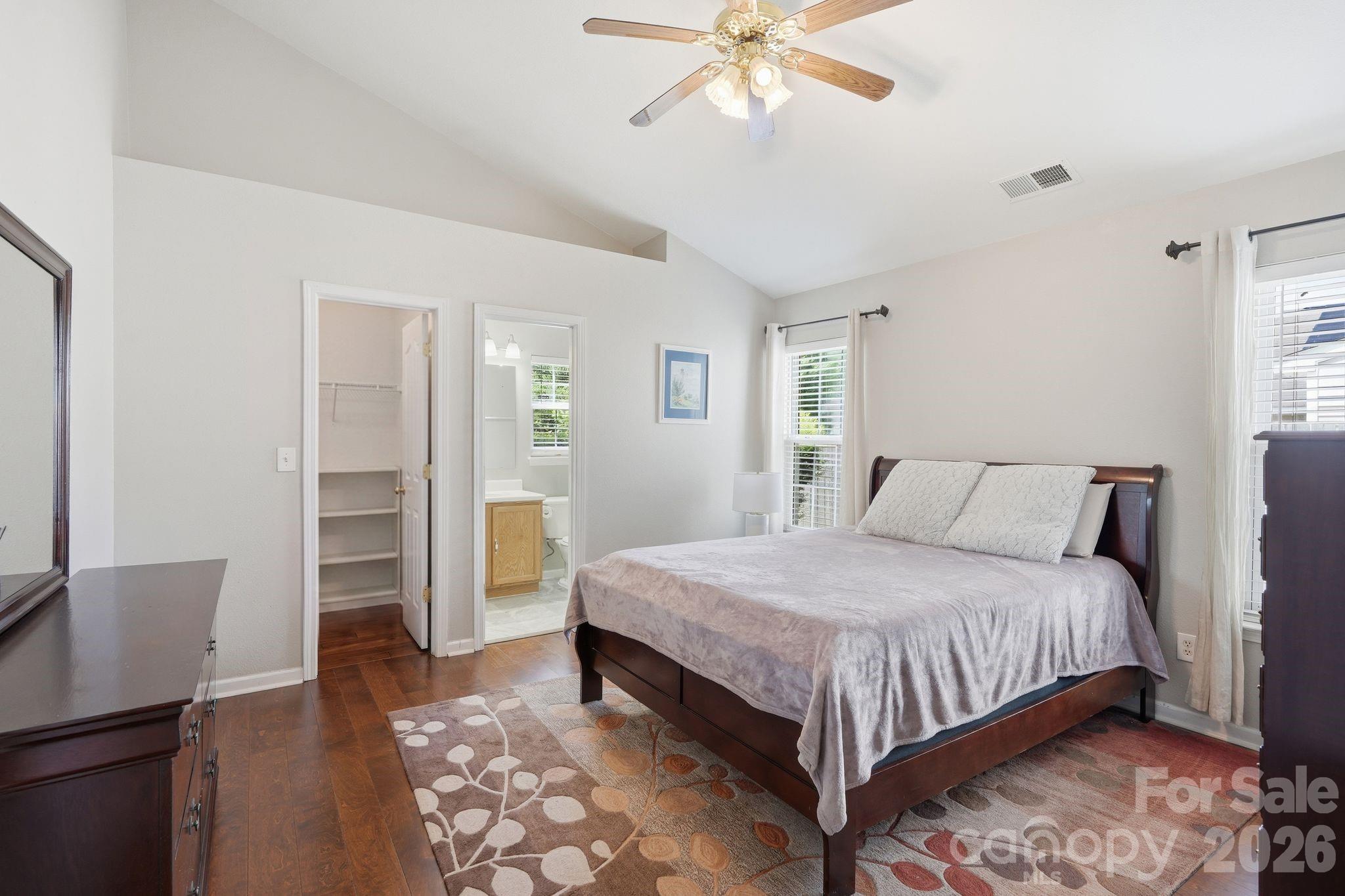 5816 Wallace Avenue Property Photo 12