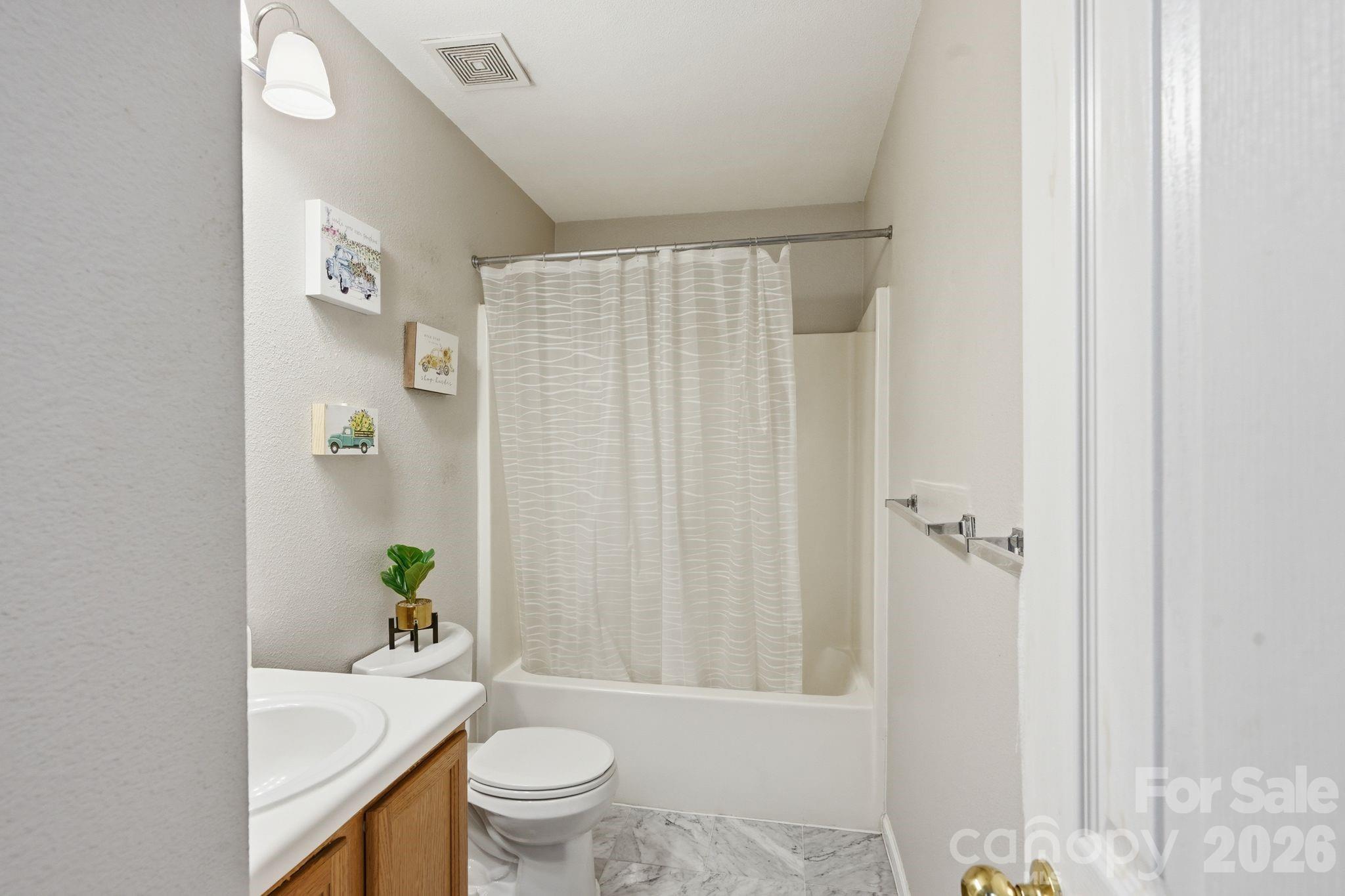 5816 Wallace Avenue Property Photo 16