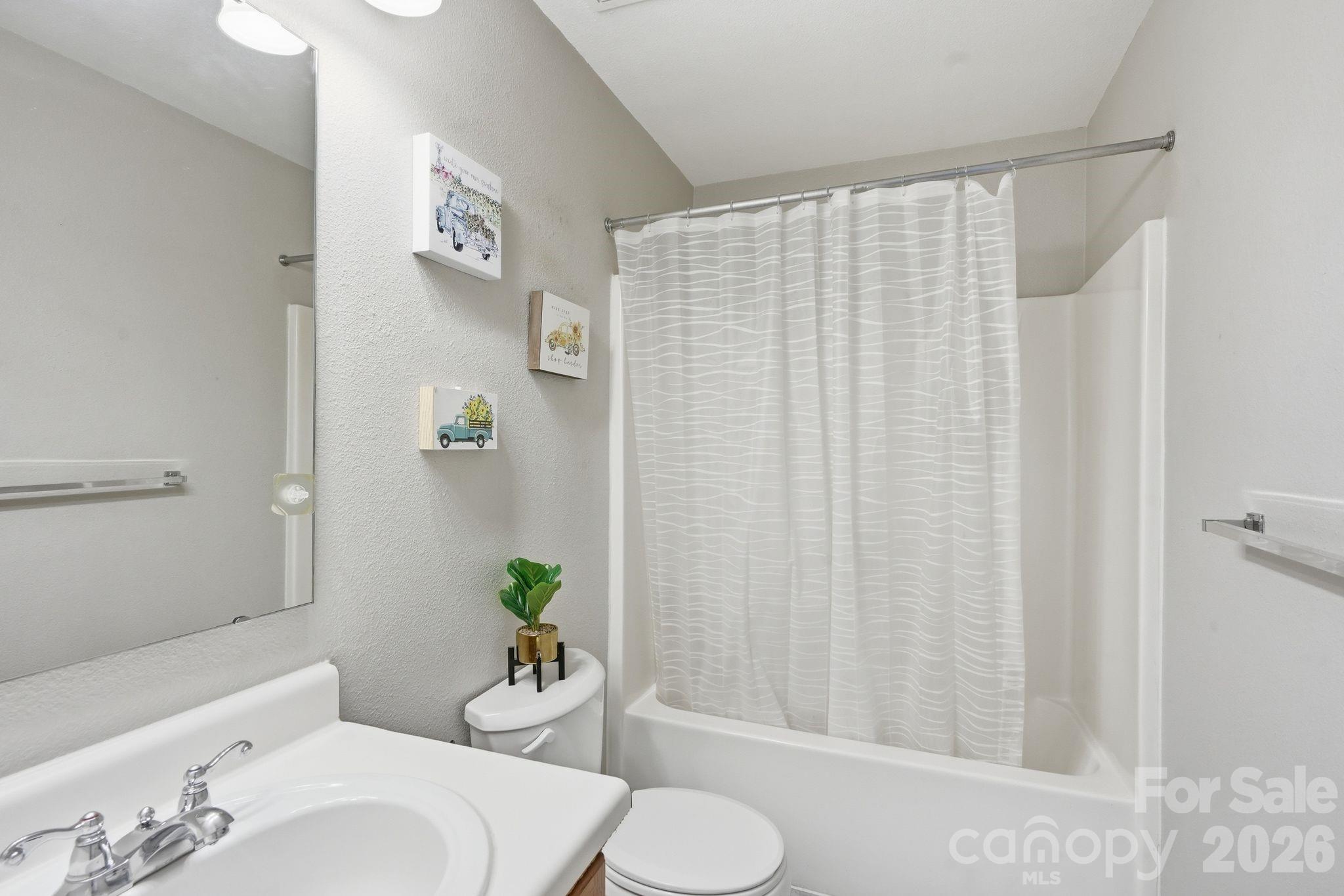 5816 Wallace Avenue Property Photo 18