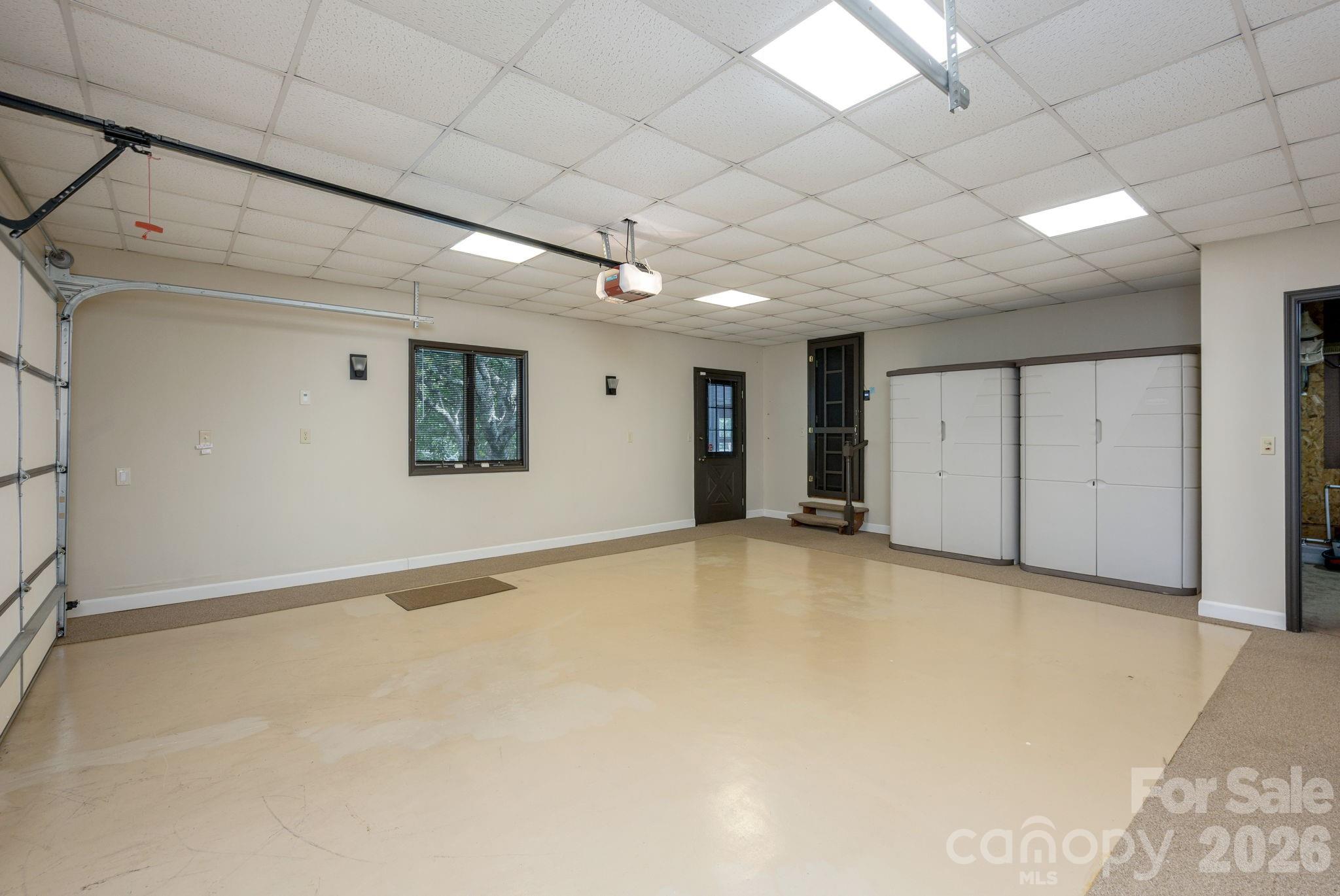 20 Spring Lake Drive Property Photo 24