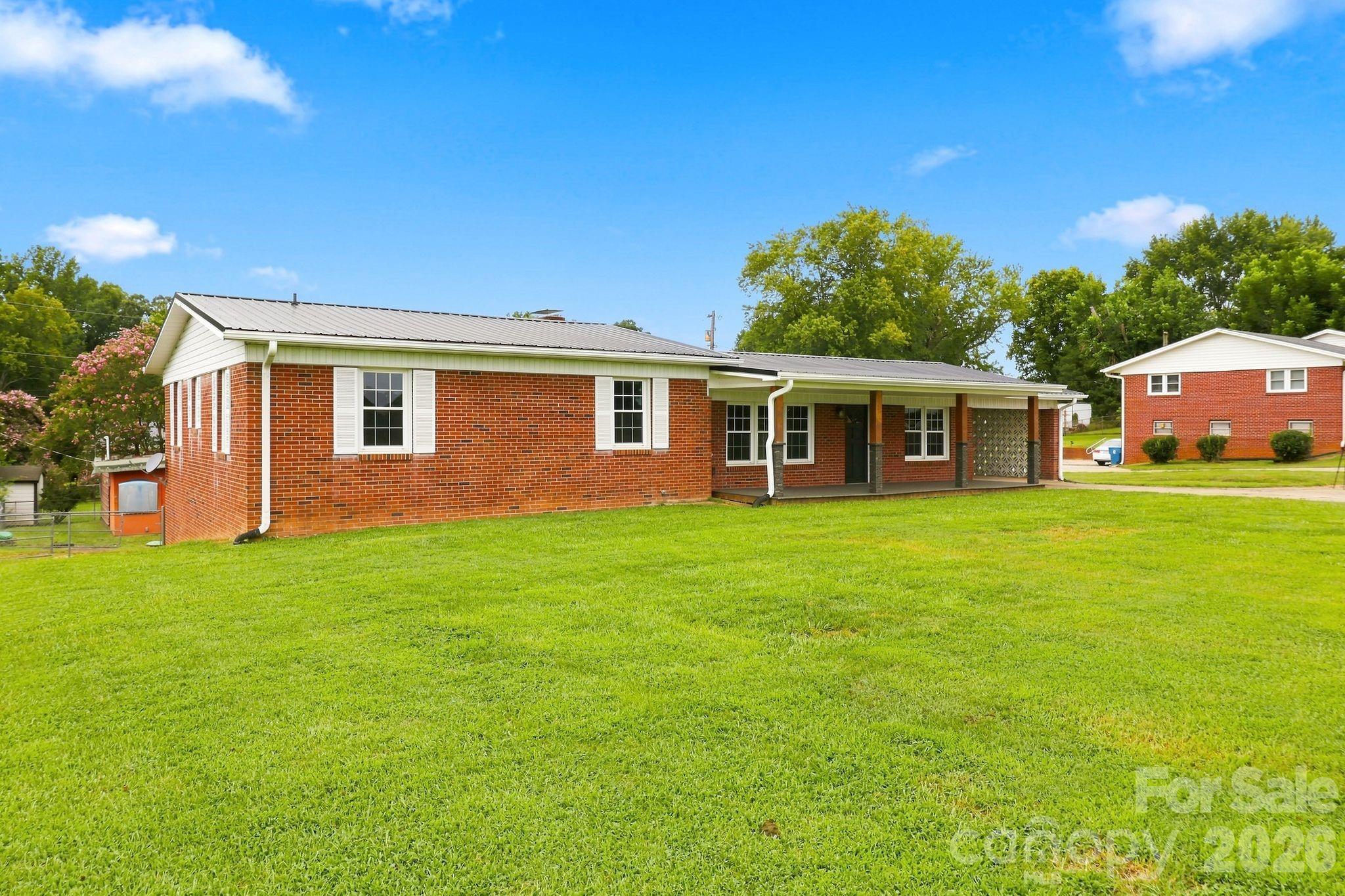 1664 Chase High Road Property Photo 3