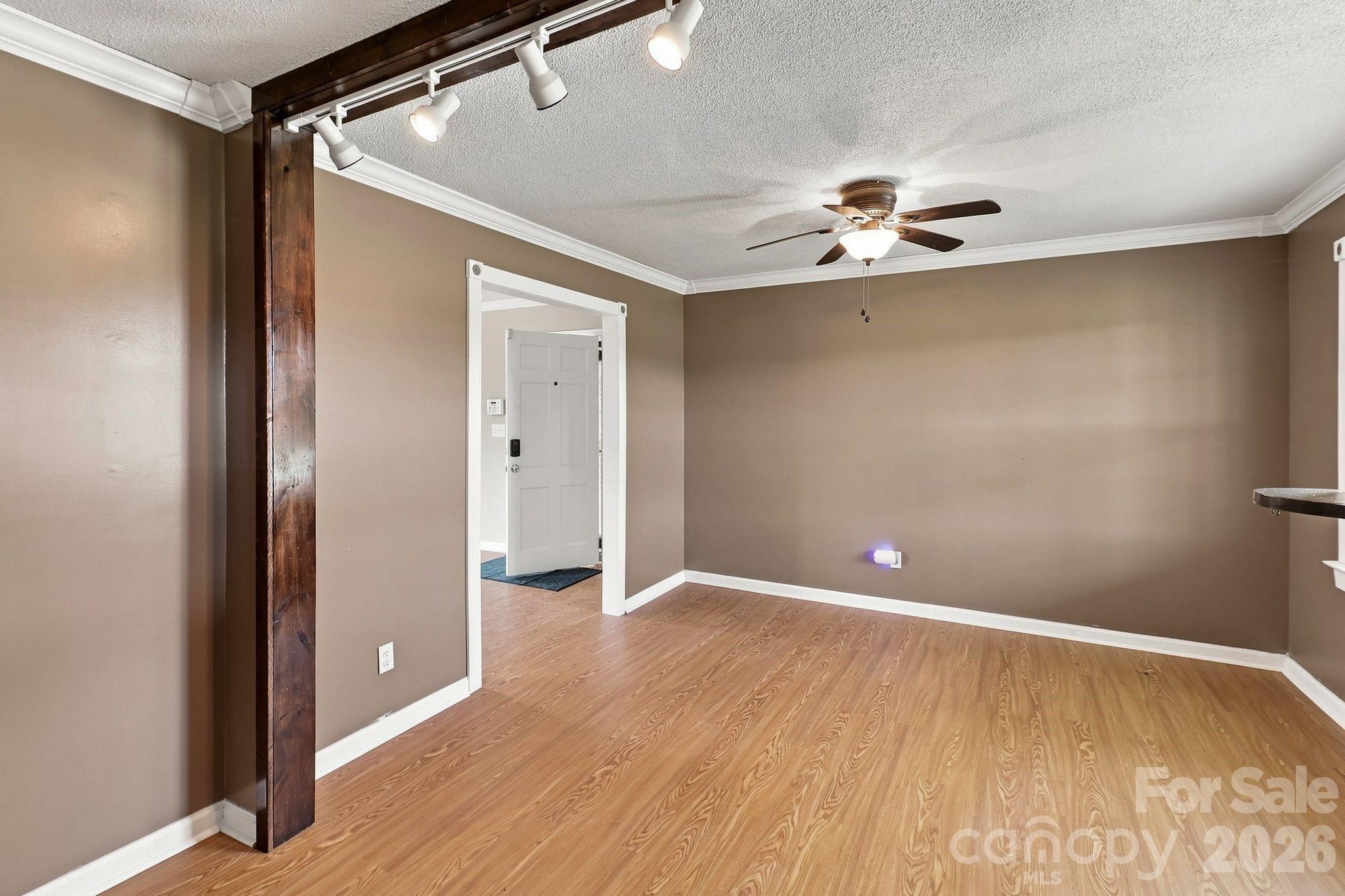 1664 Chase High Road Property Photo 8