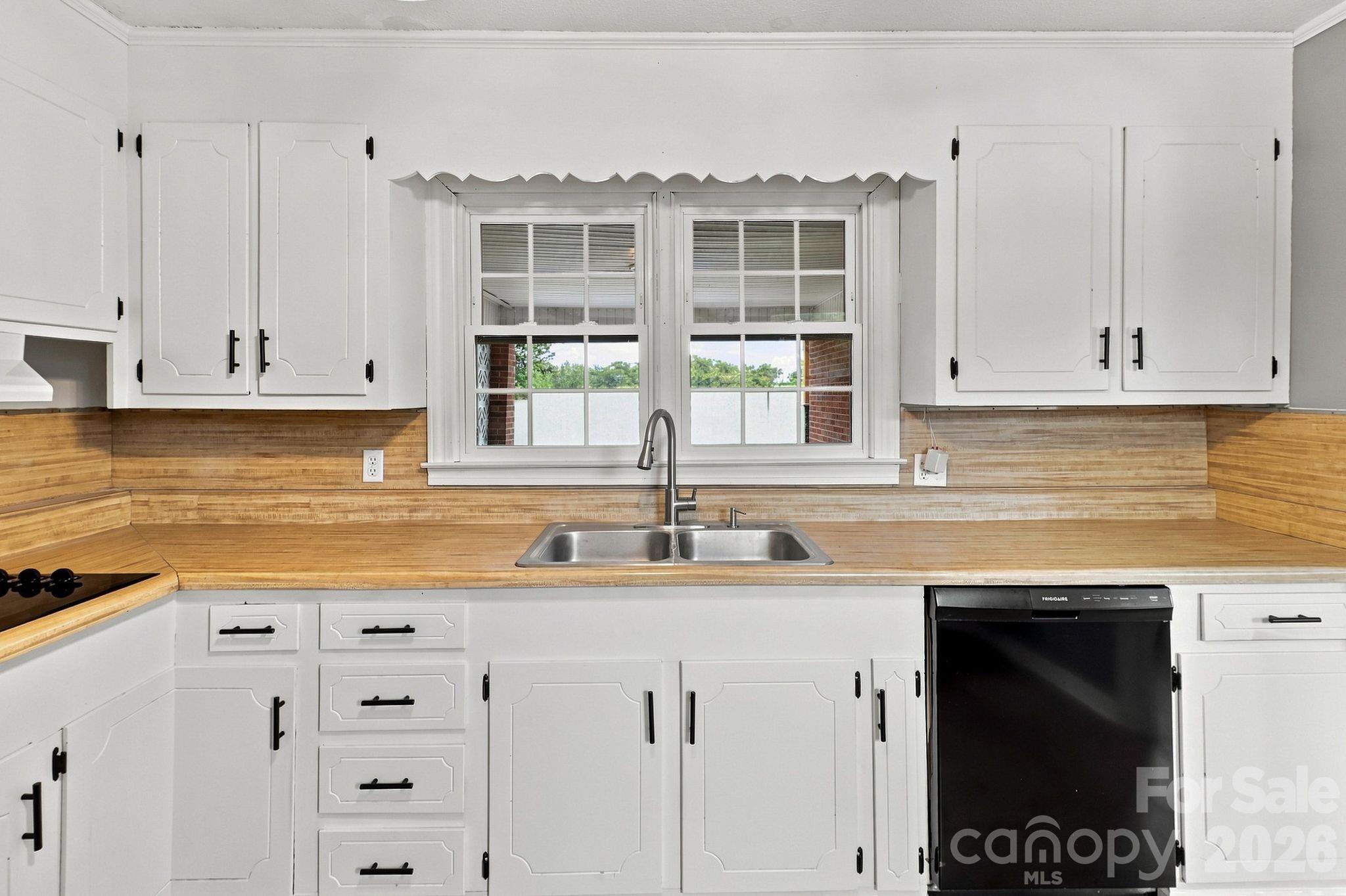 1664 Chase High Road Property Photo 13