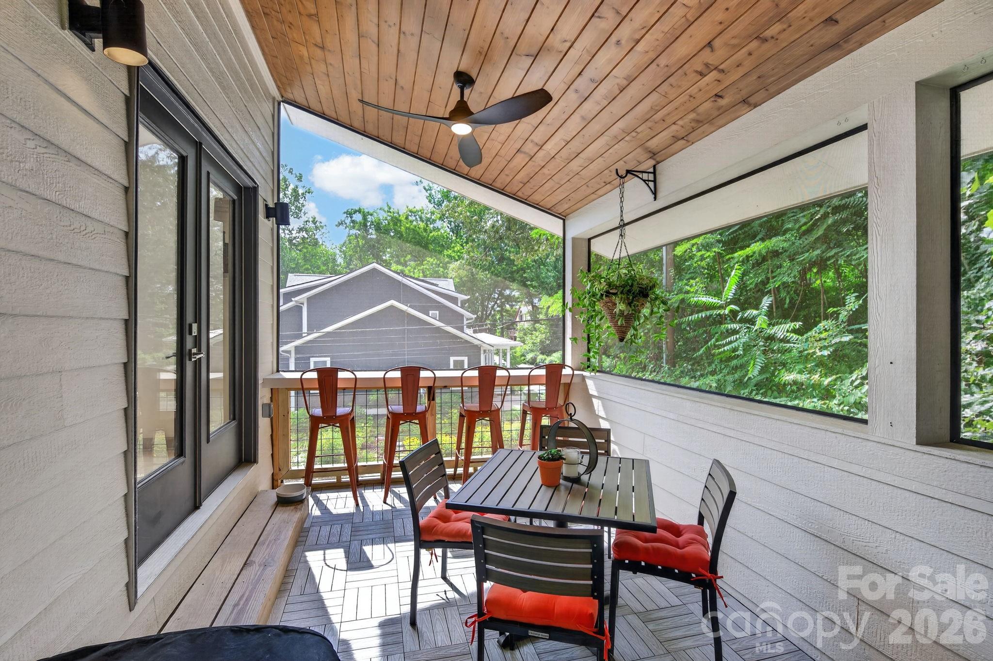 53 Waynesville Avenue Property Photo 14