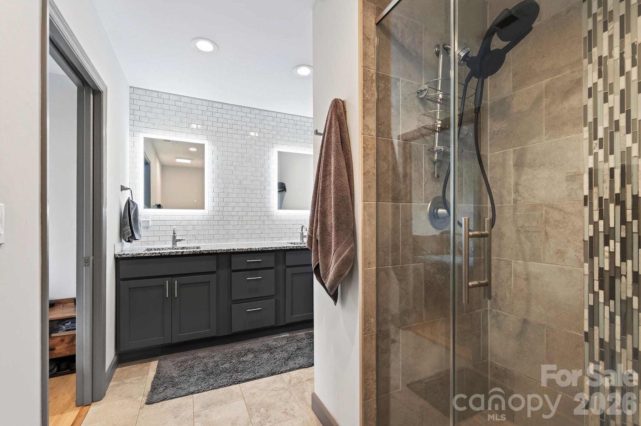 53 Waynesville Avenue Property Photo 18