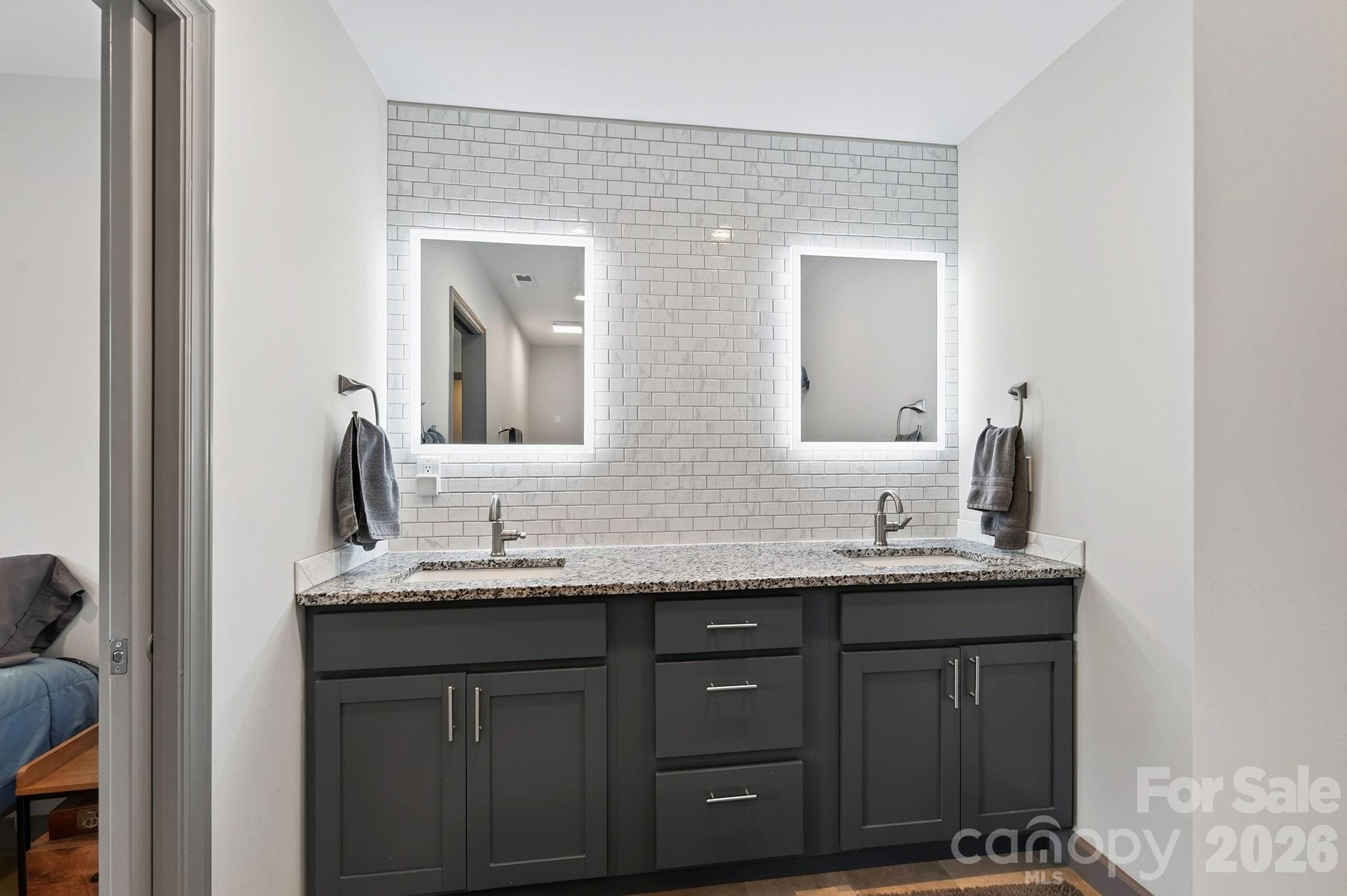 53 Waynesville Avenue Property Photo 19
