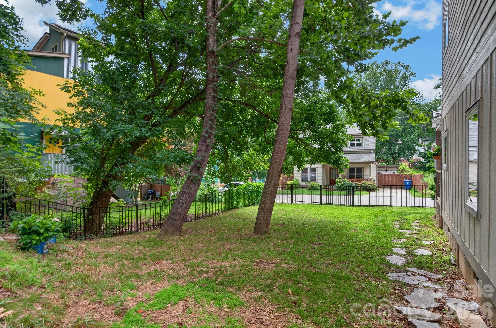 53 Waynesville Avenue Property Photo 30