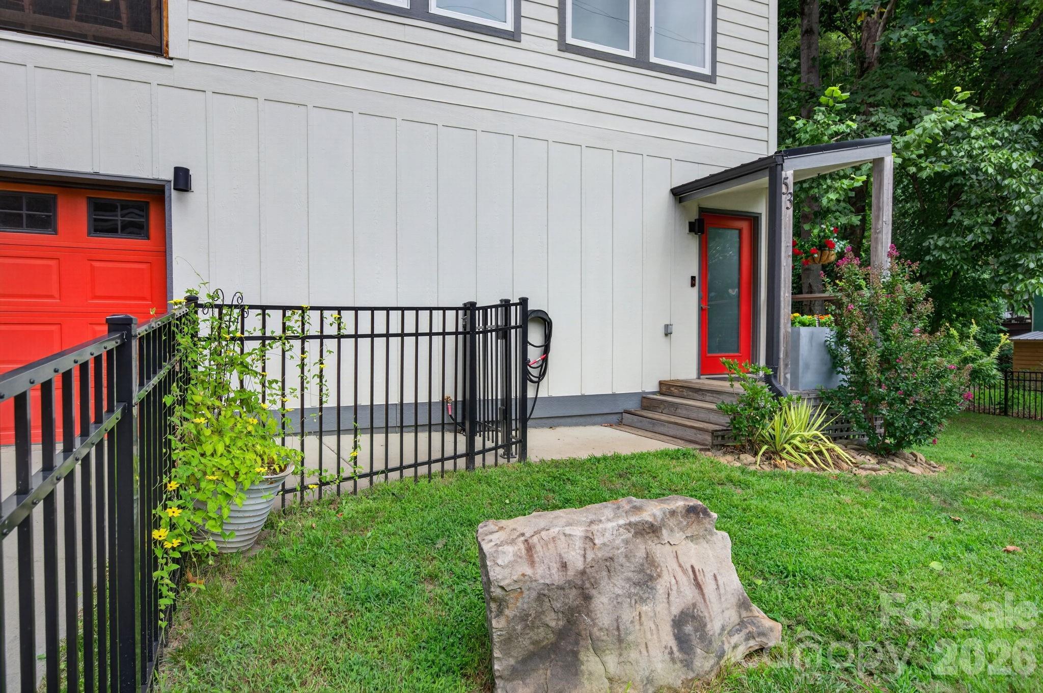 53 Waynesville Avenue Property Photo 34