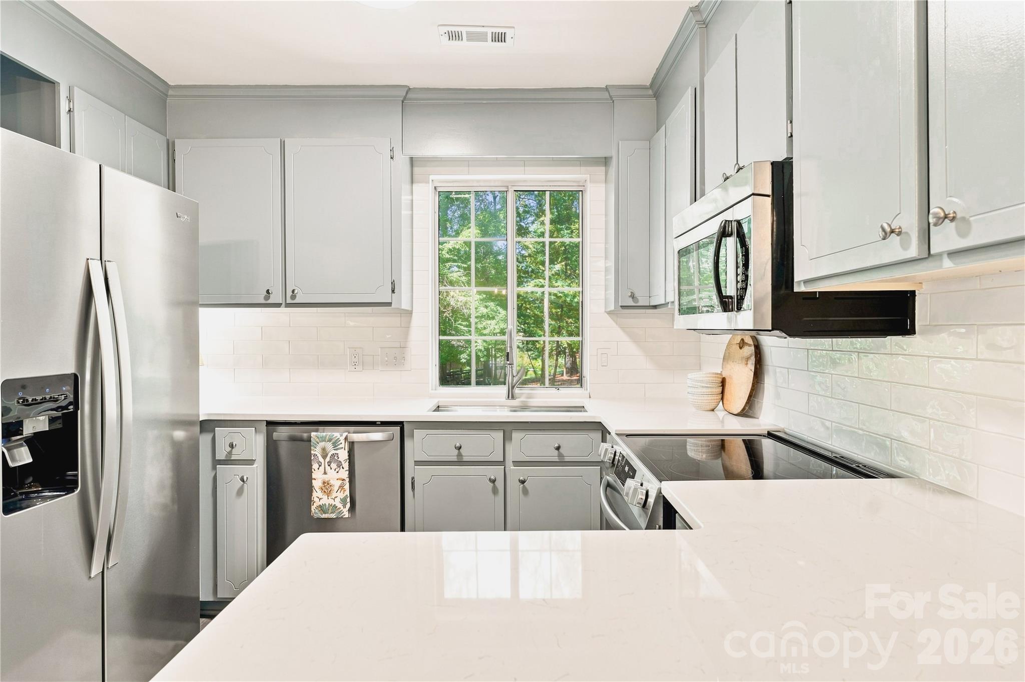 8805 Golf Ridge Drive Property Photo 16
